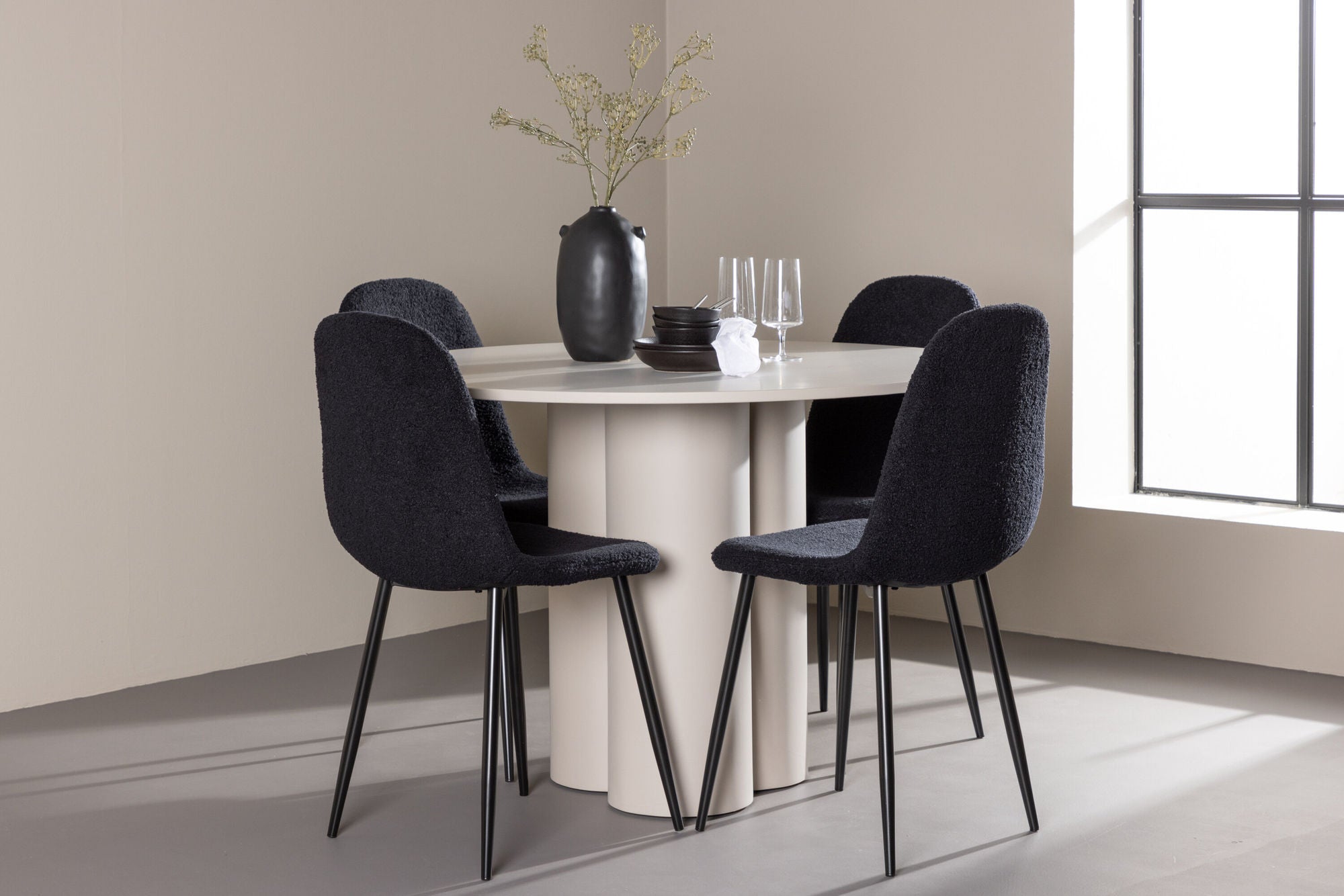 Venture Home Olivia spisebord with Polar Spisebordsstol