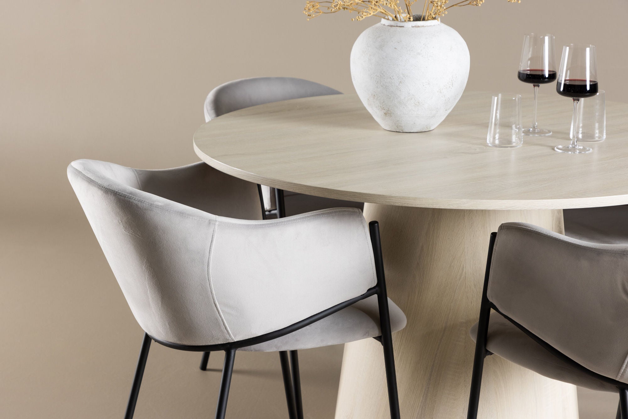 Venture Home Lanzo spisebord with Evelina Spisebordsstol