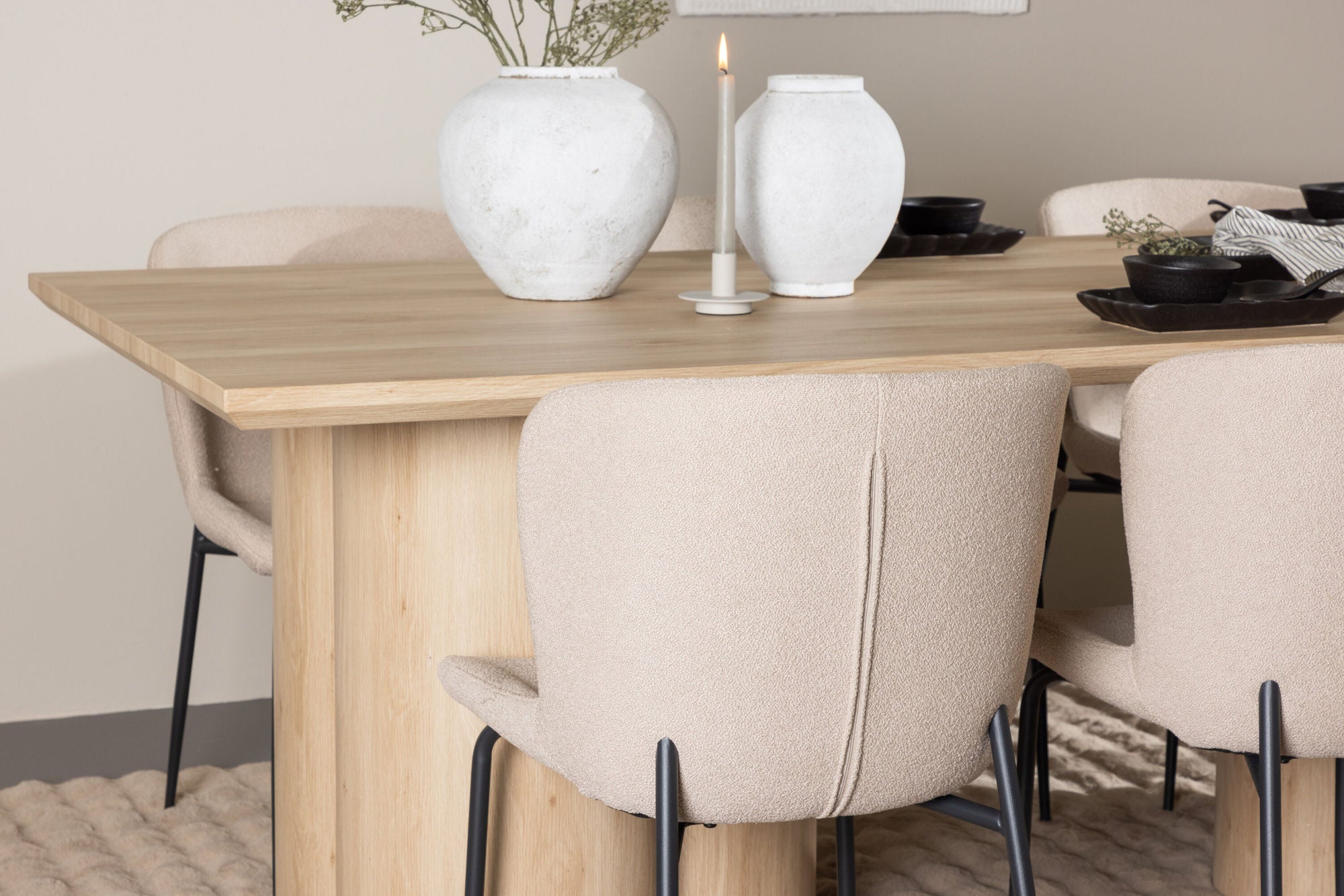 Venture Home Olivia spisebord with Modesto Spisebordsstol