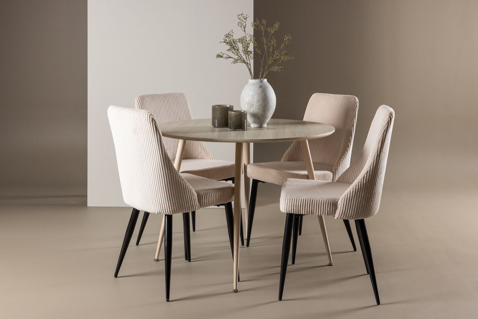 Venture Home Plaza spisebord with Leone Spisebordsstol