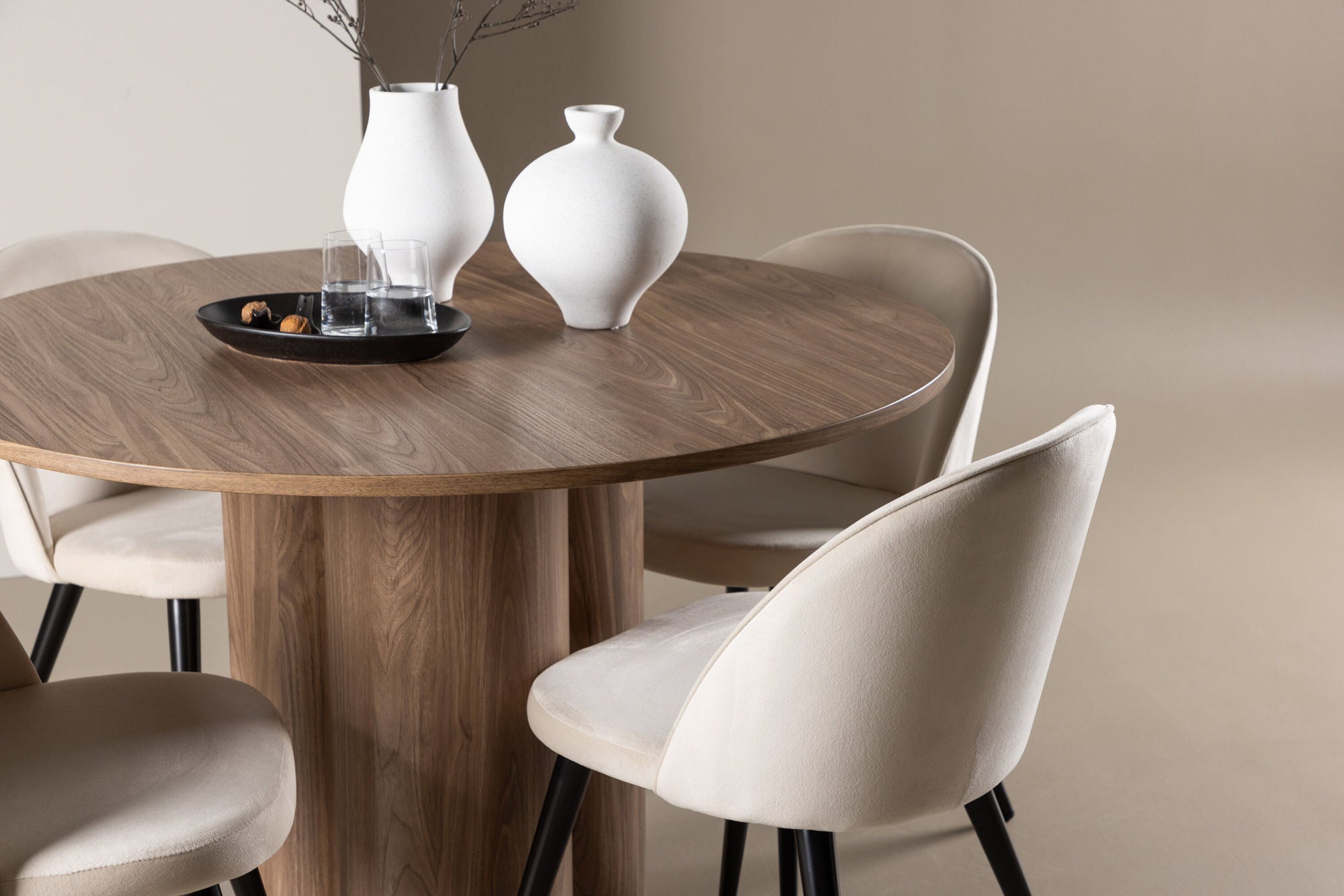 Venture Home Olivia spisebord with Velvet Spisebordsstol