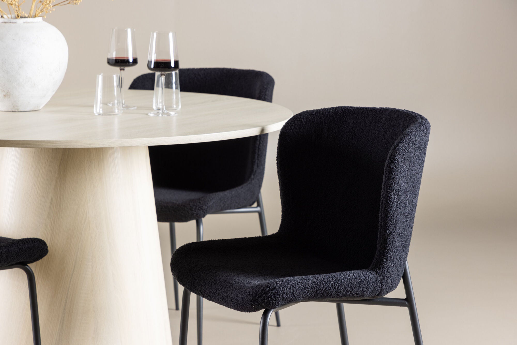 Venture Home Lanzo spisebord with Modesto Spisebordsstol