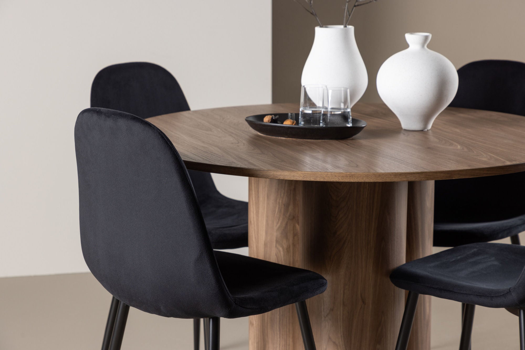 Venture Home Olivia spisebord with Polar Spisebordsstol