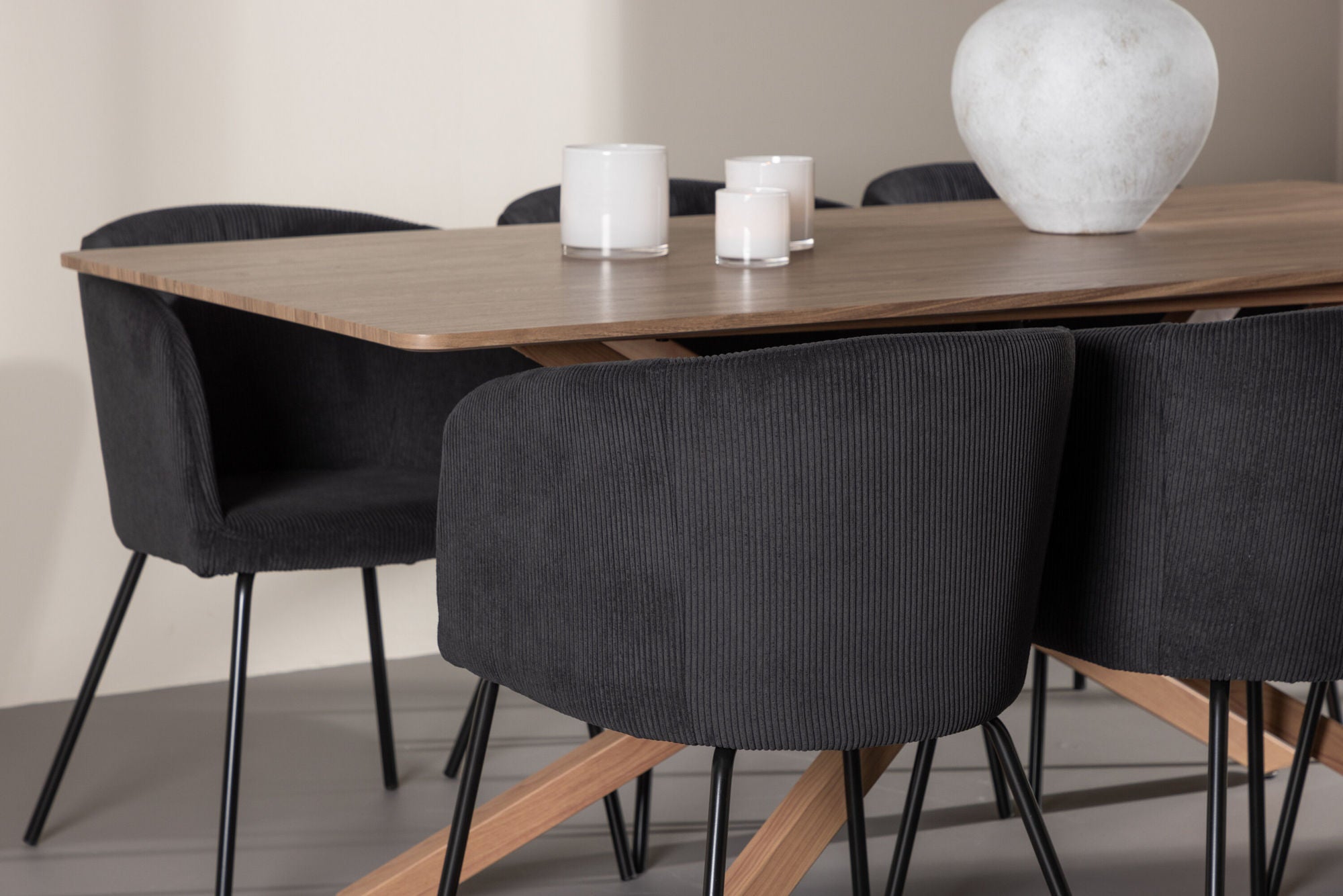 Venture Home Piazza spisebord with Berit Spisebordsstol