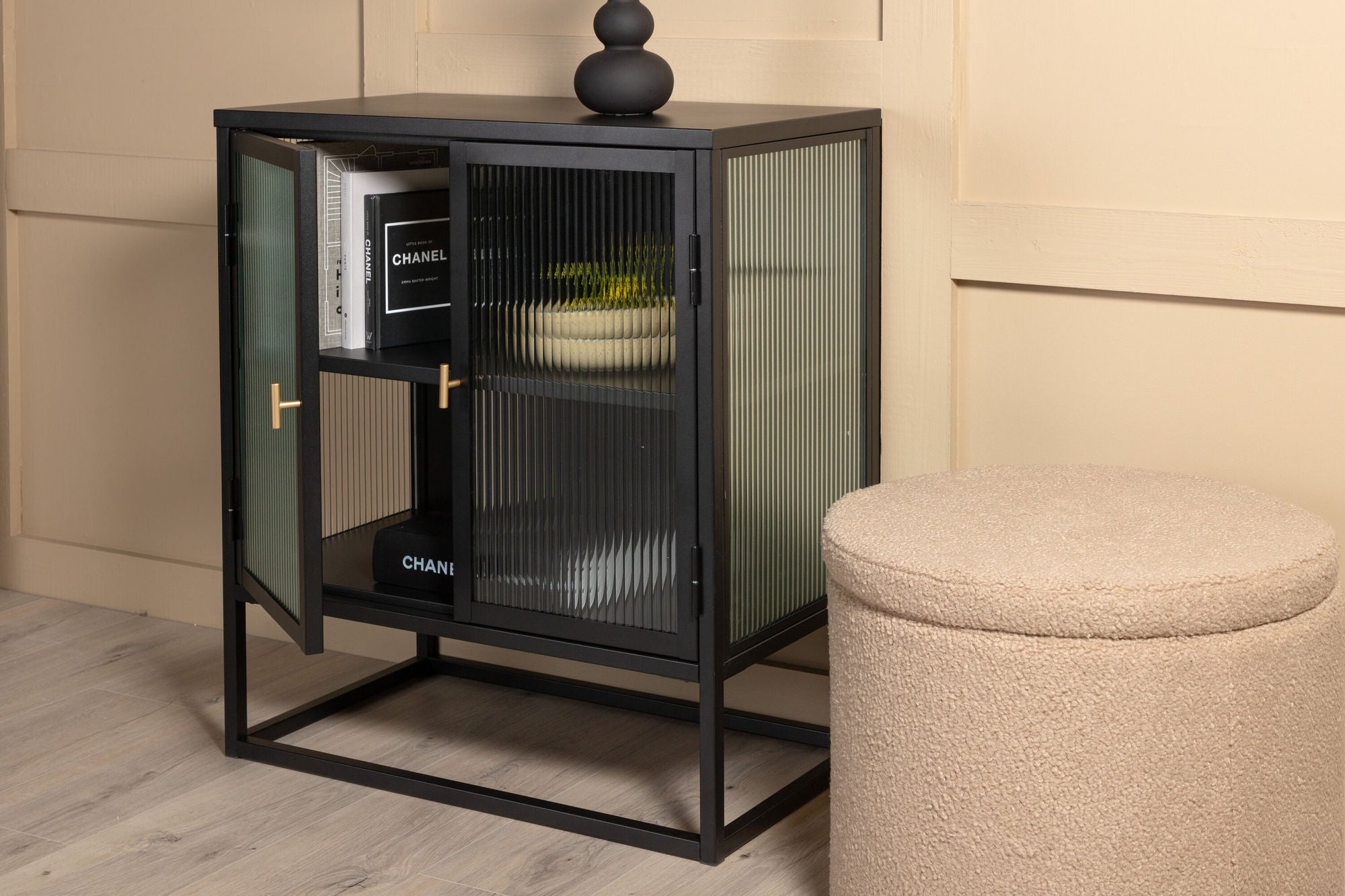 Venture Home Garis - Low storage - Black
