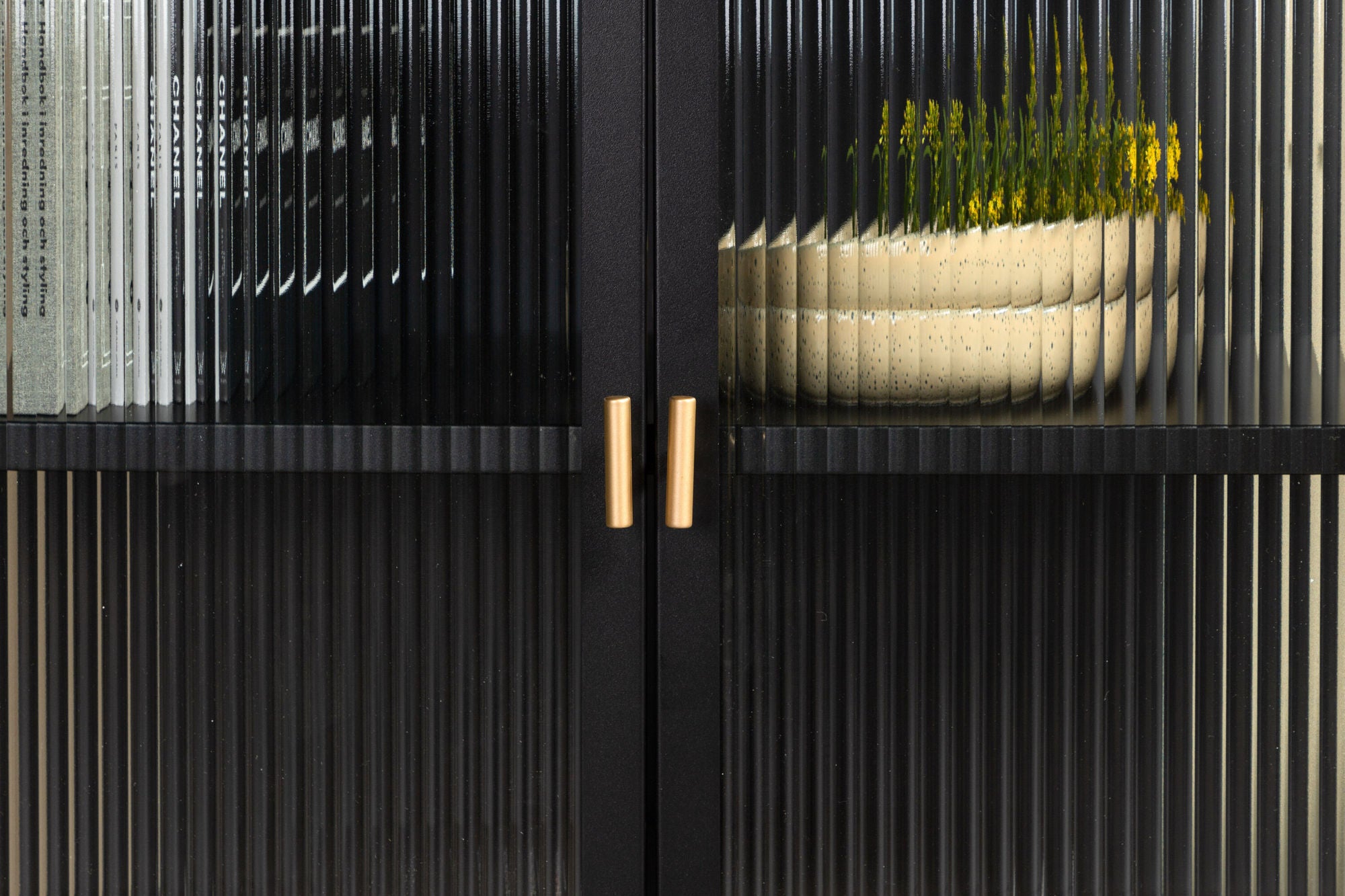 Venture Home Garis - Low storage - Black