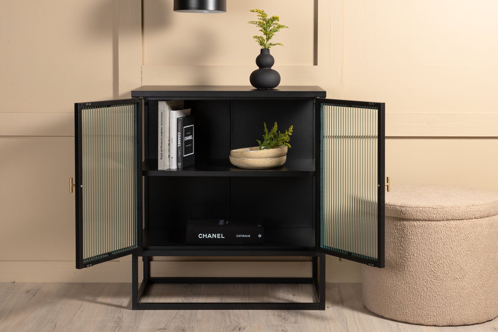 Venture Home Garis - Low storage - Black