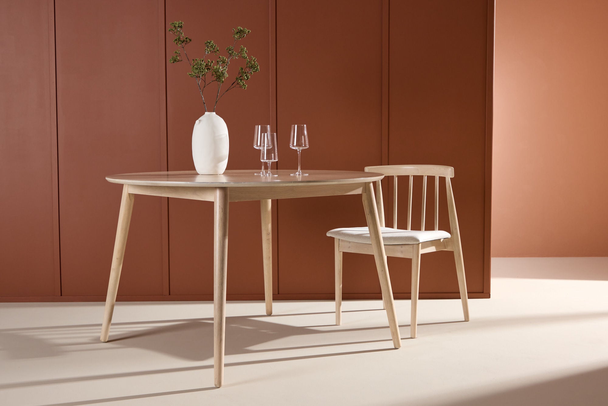 Venture Home Flora spisebord ø120 - Whitewash / Veneer