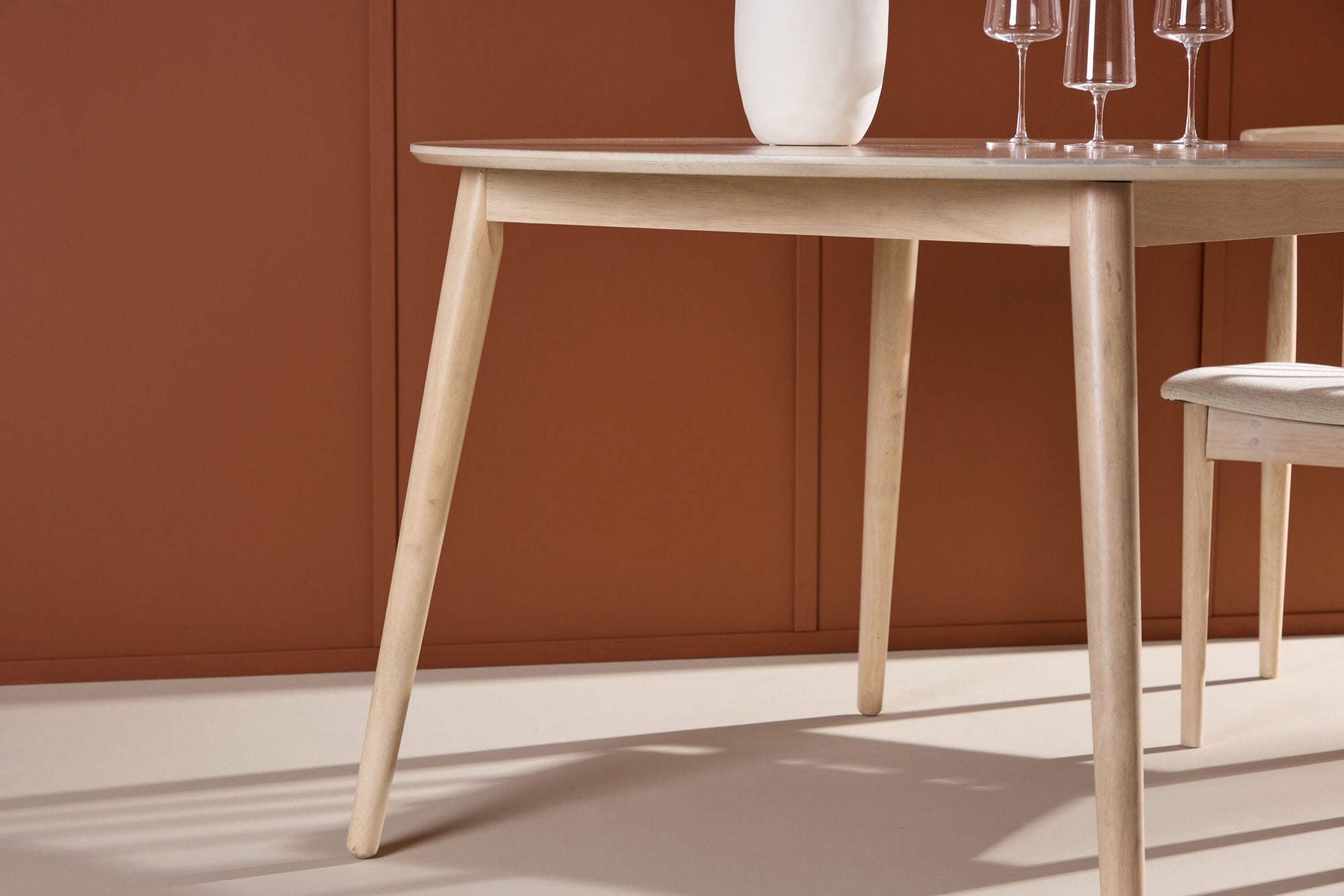 Venture Home Flora spisebord ø120 - Whitewash / Veneer
