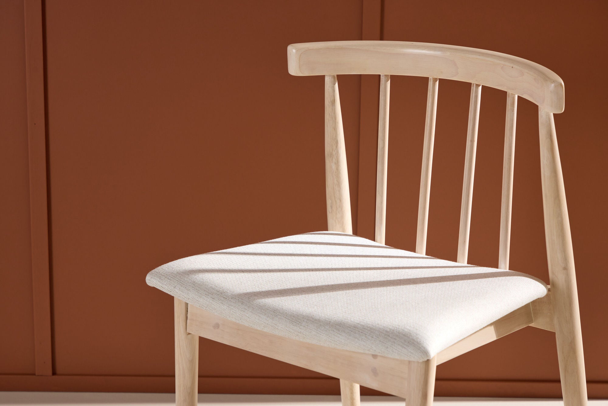 Venture Home Flora Spisebordsstol 2-pack - Whitewash Legs / Beige Fabric
