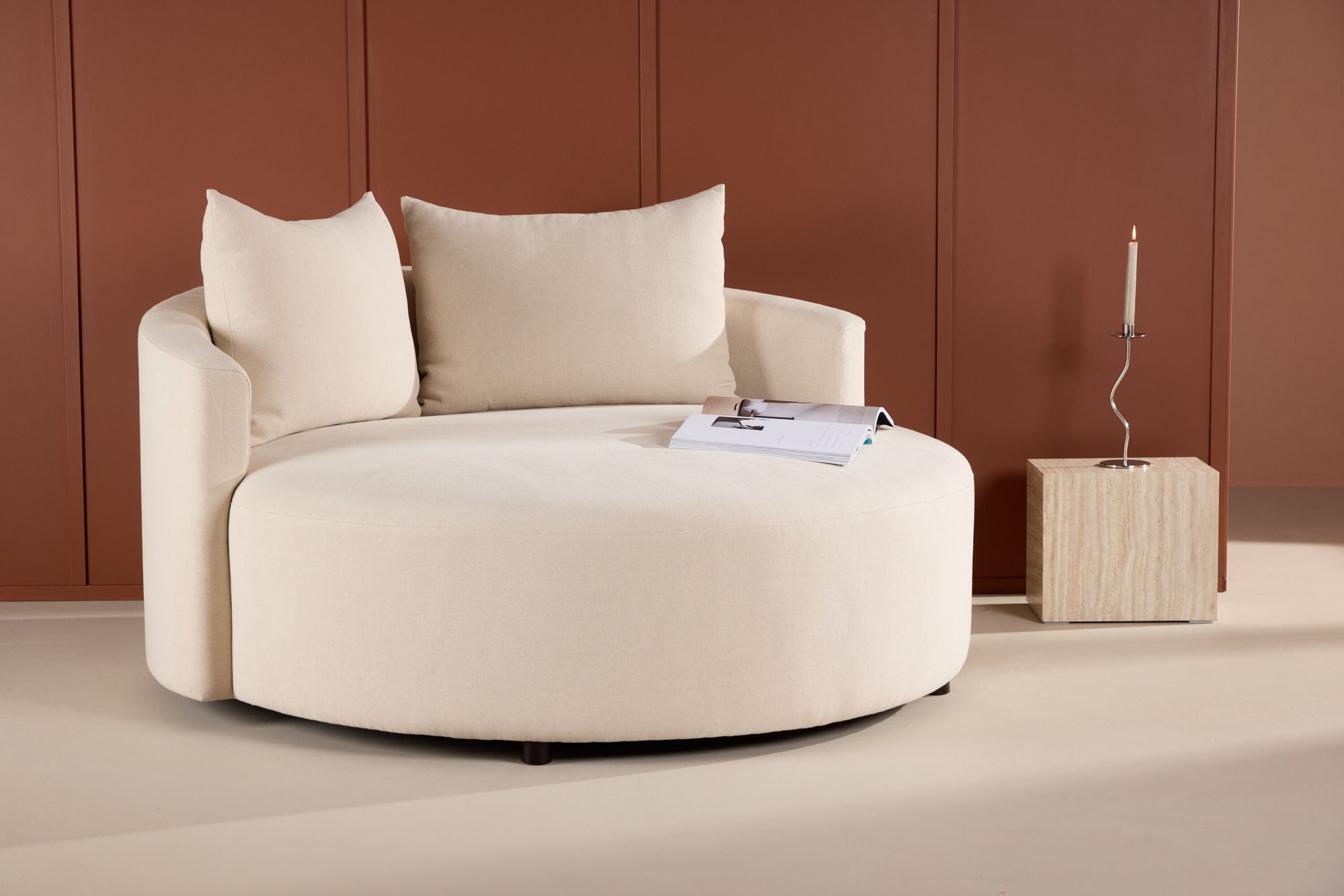 Venture Home Kelso Sofa ⌀150 - Wood/ Beige Linen
