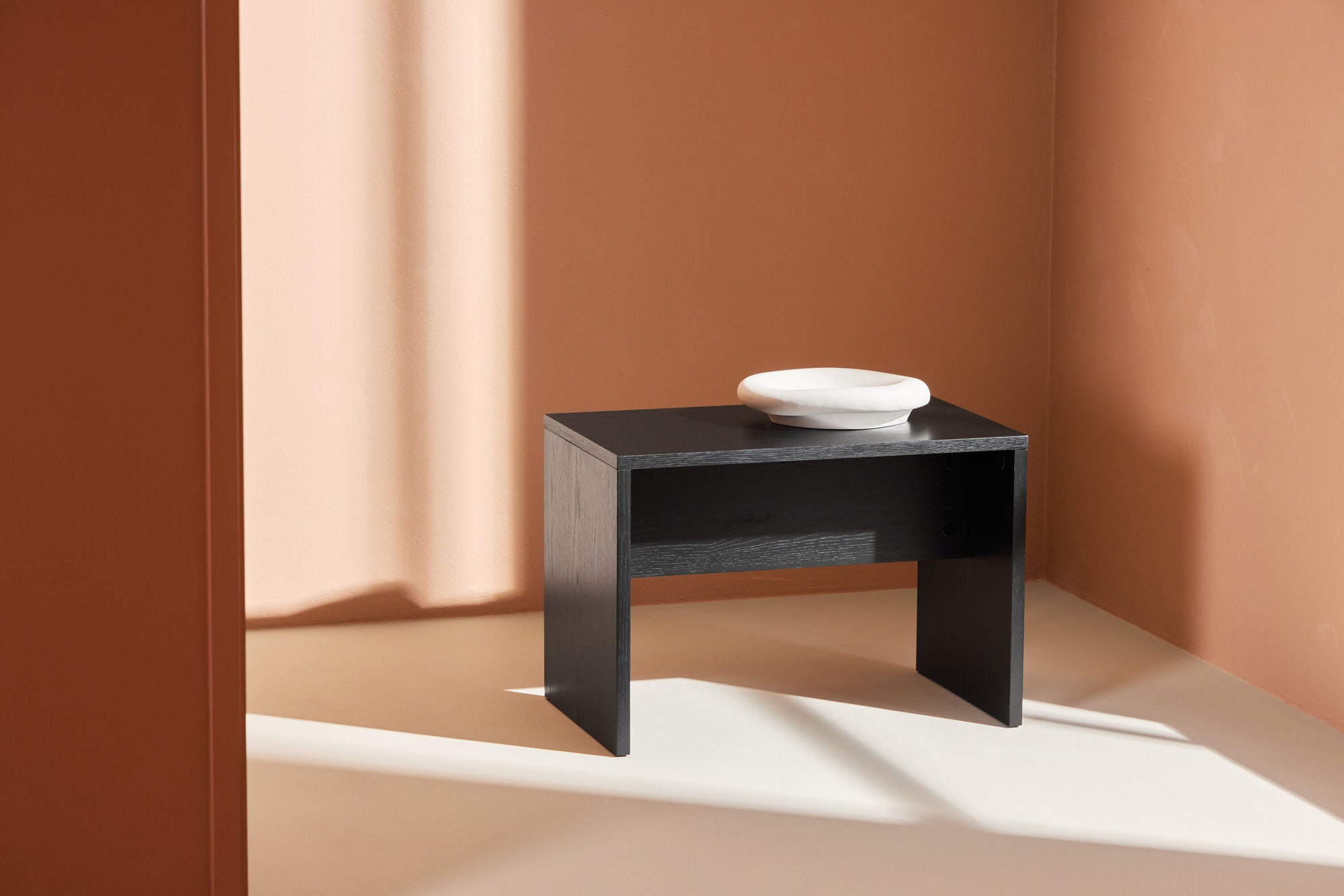 Venture Home Juni Side bord - Black Veneer