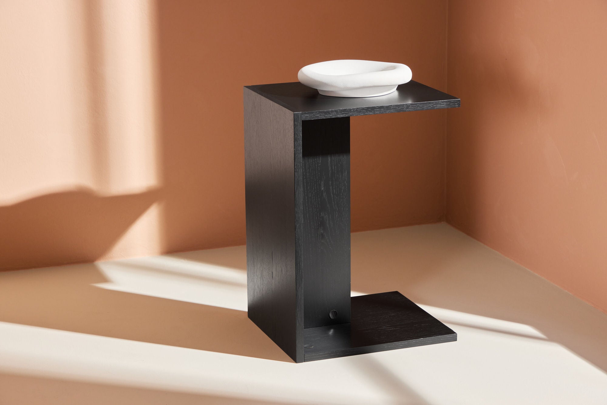 Venture Home Juni Side bord - Black Veneer