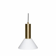 Contrast pendel lampe i messing
