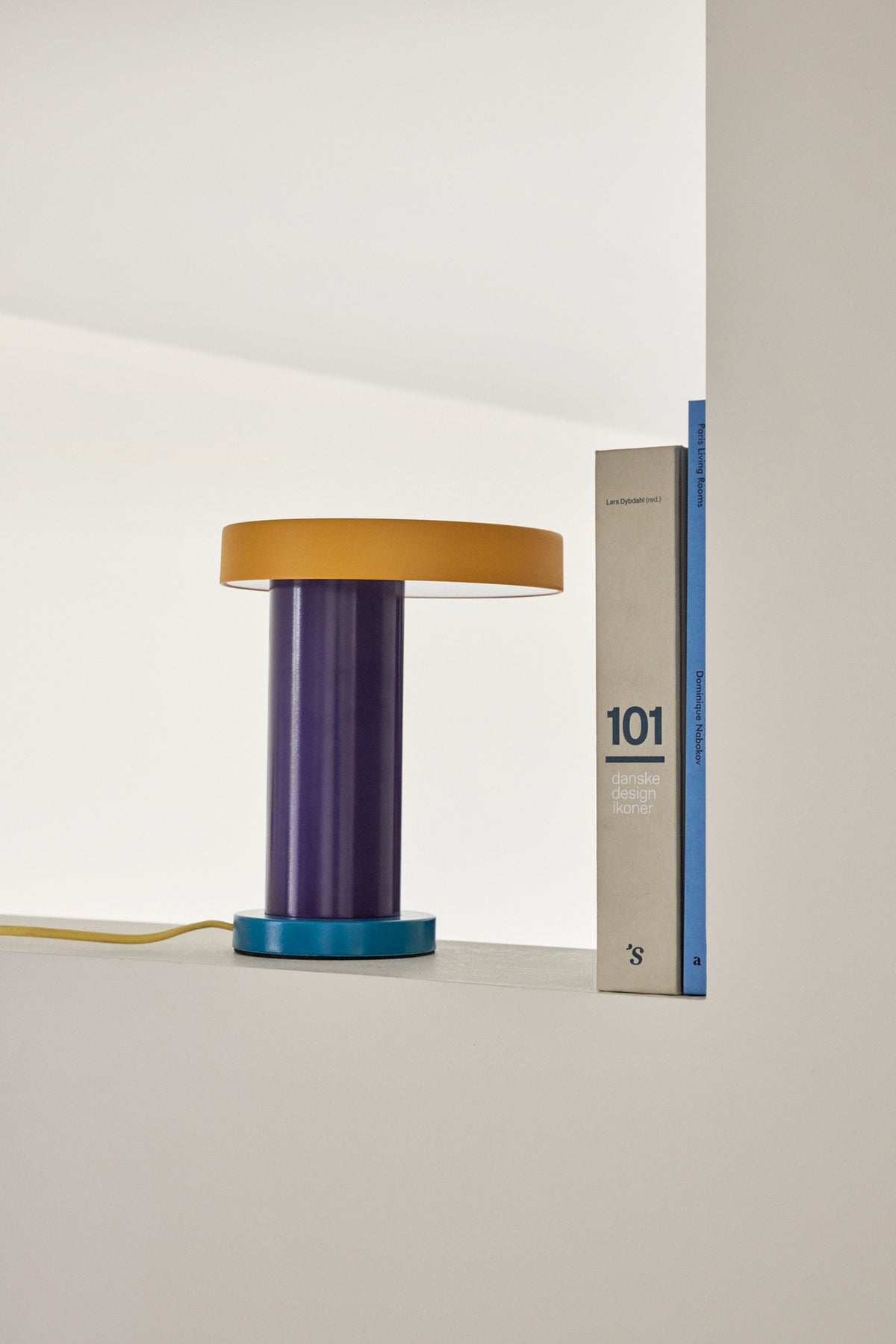 Magisk bordlampe lilla/gul