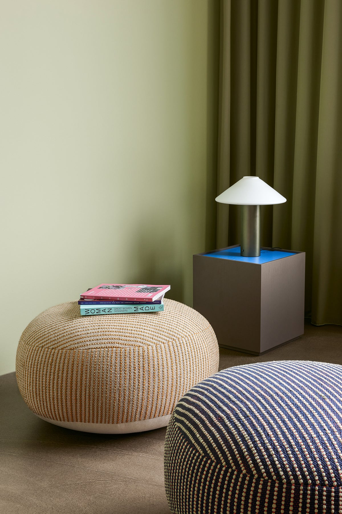 Orbit bordlampe mørkegrøn