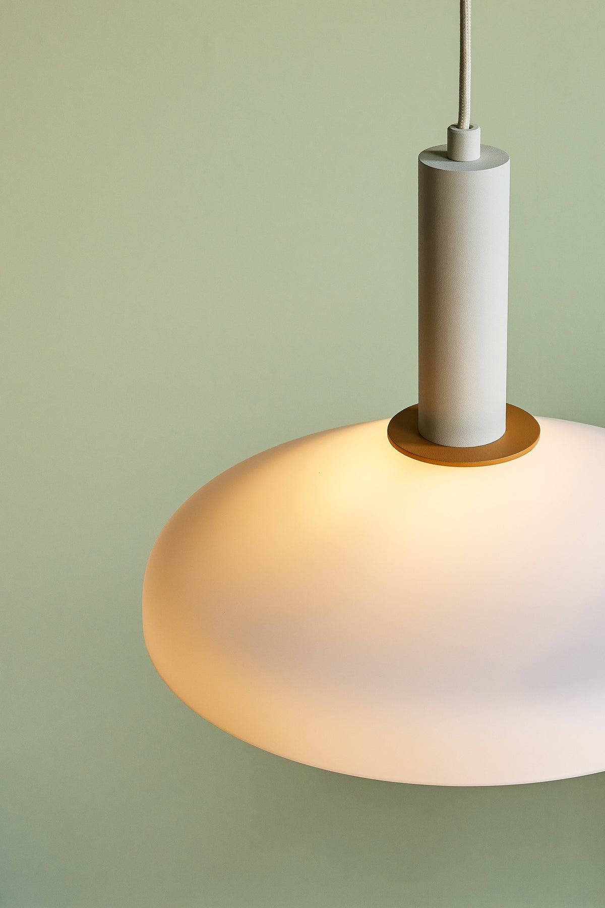 Apollo pendel lampe sand/orange