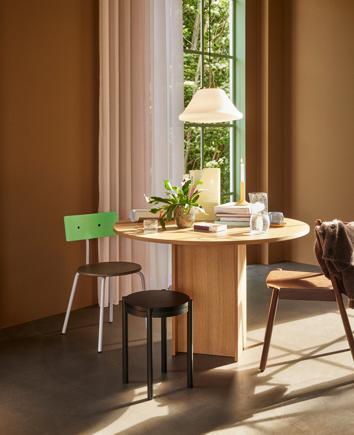 Muse trekantet hvid pendel lampe