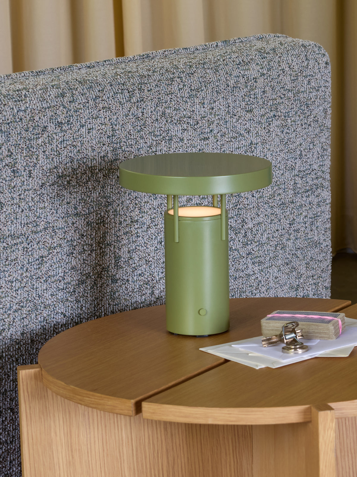 BringMe bærbar mini bordlampe grøn