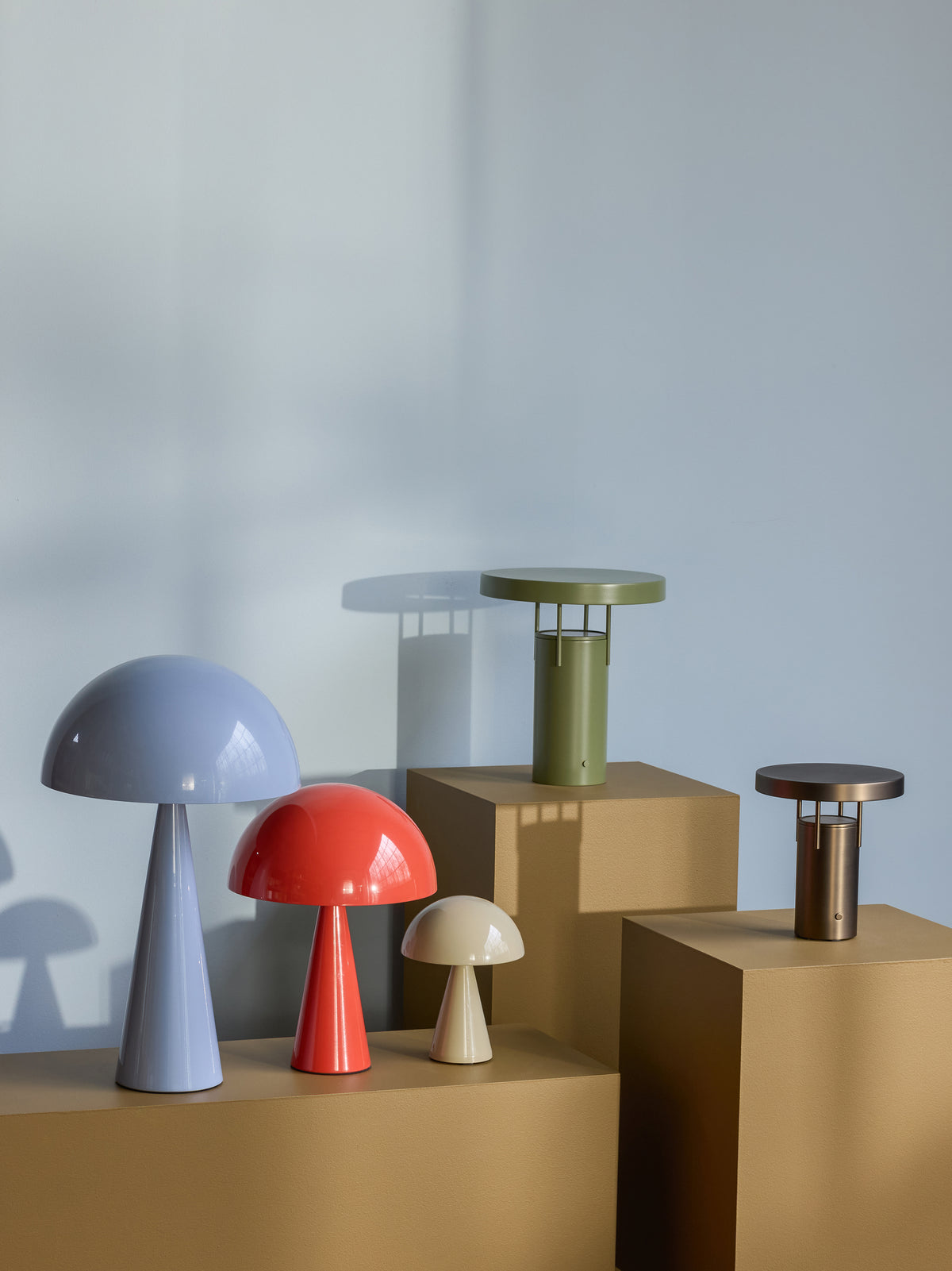Mush høj bordlampe isblå