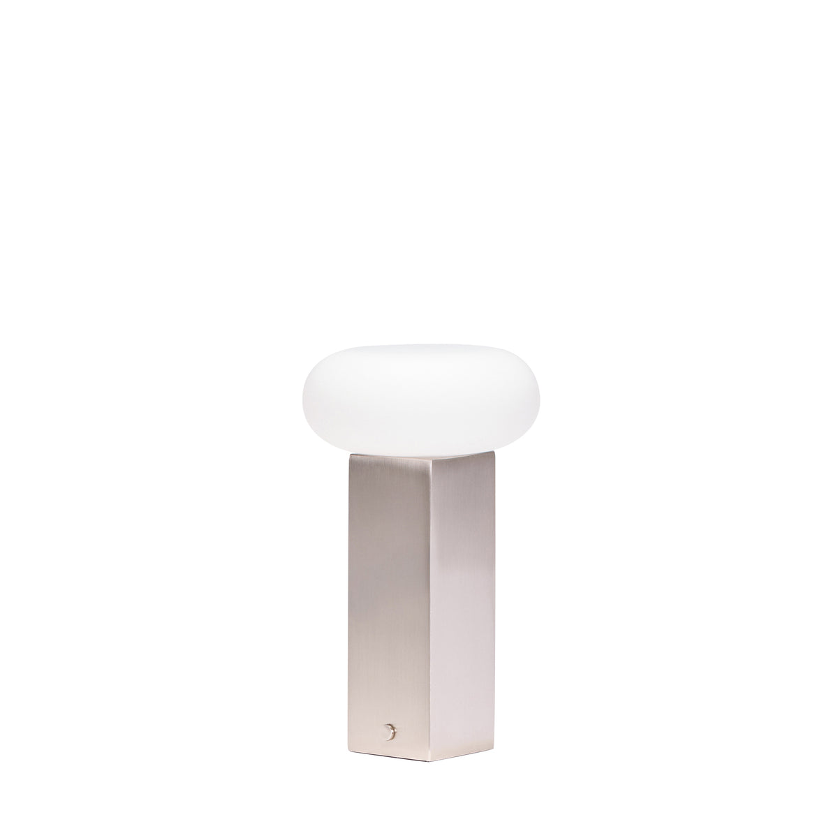 Lav bærbar bordlampe i nikkel