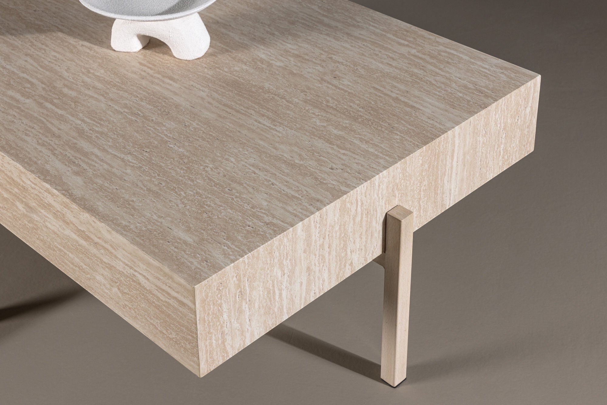 Vind Vadholmen Sofa bord 76x130 - Travertine look / FSC 100%