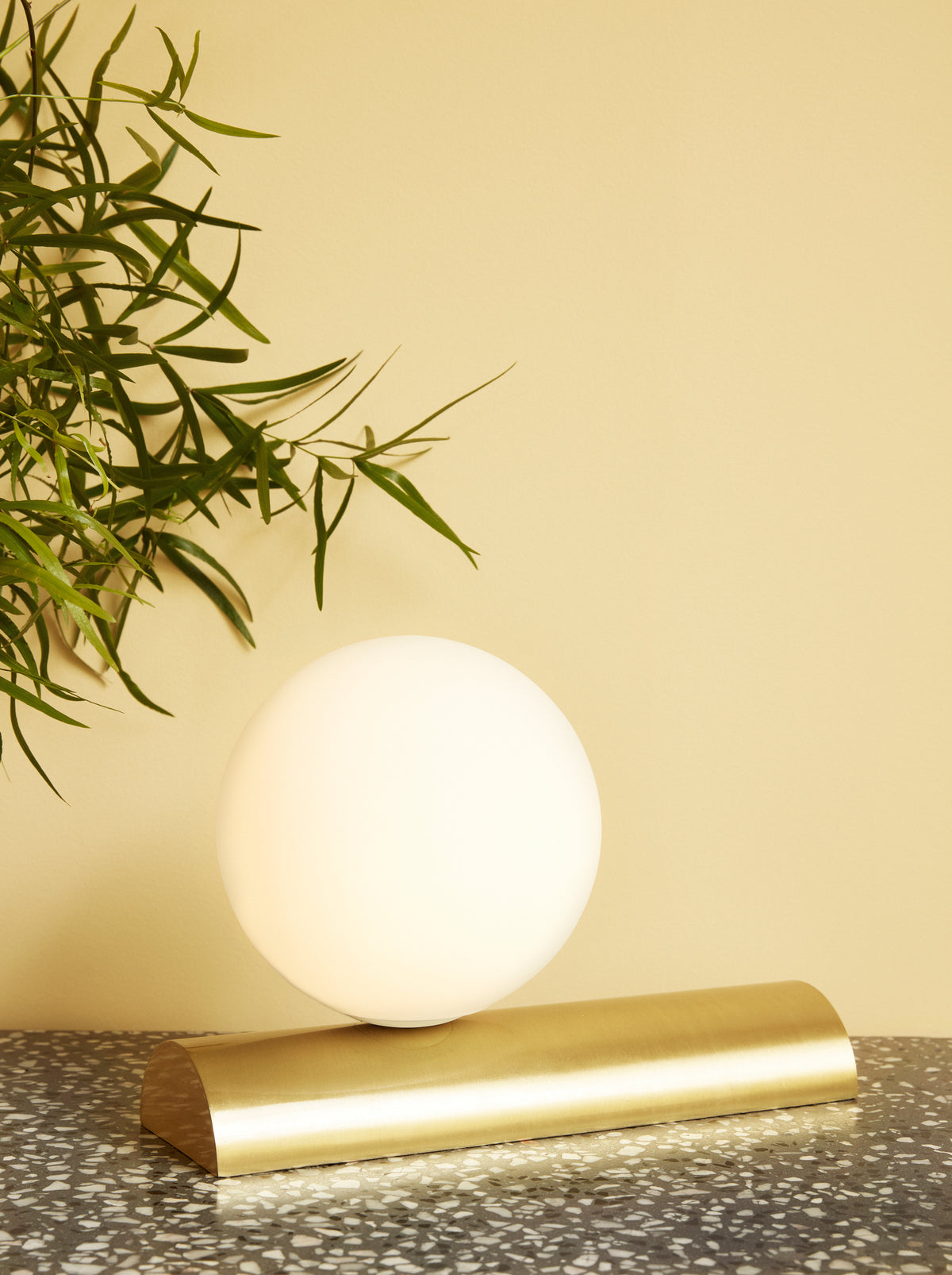 Balance bordlampe i messing