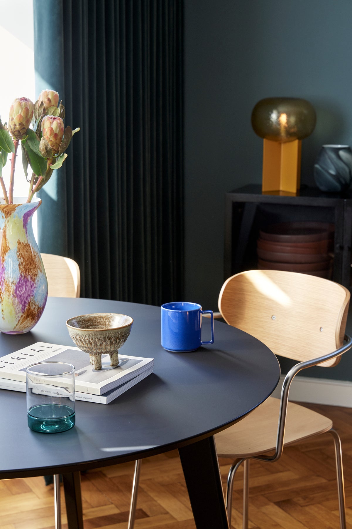 Podium bordlampe ravfarvet