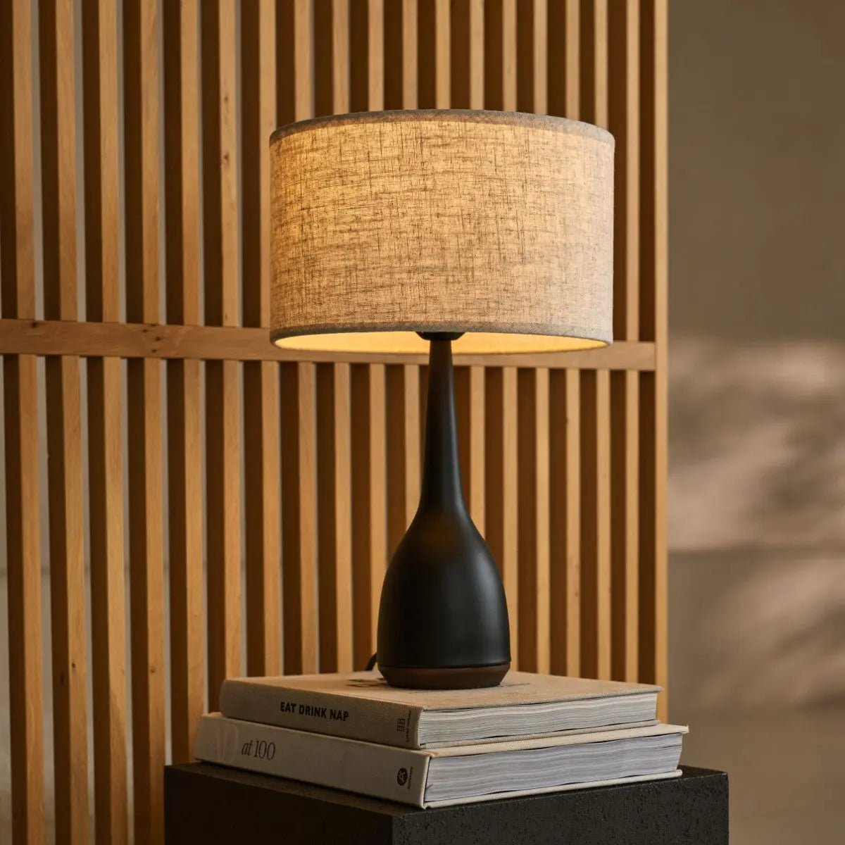 Jacob Sort bordlampe