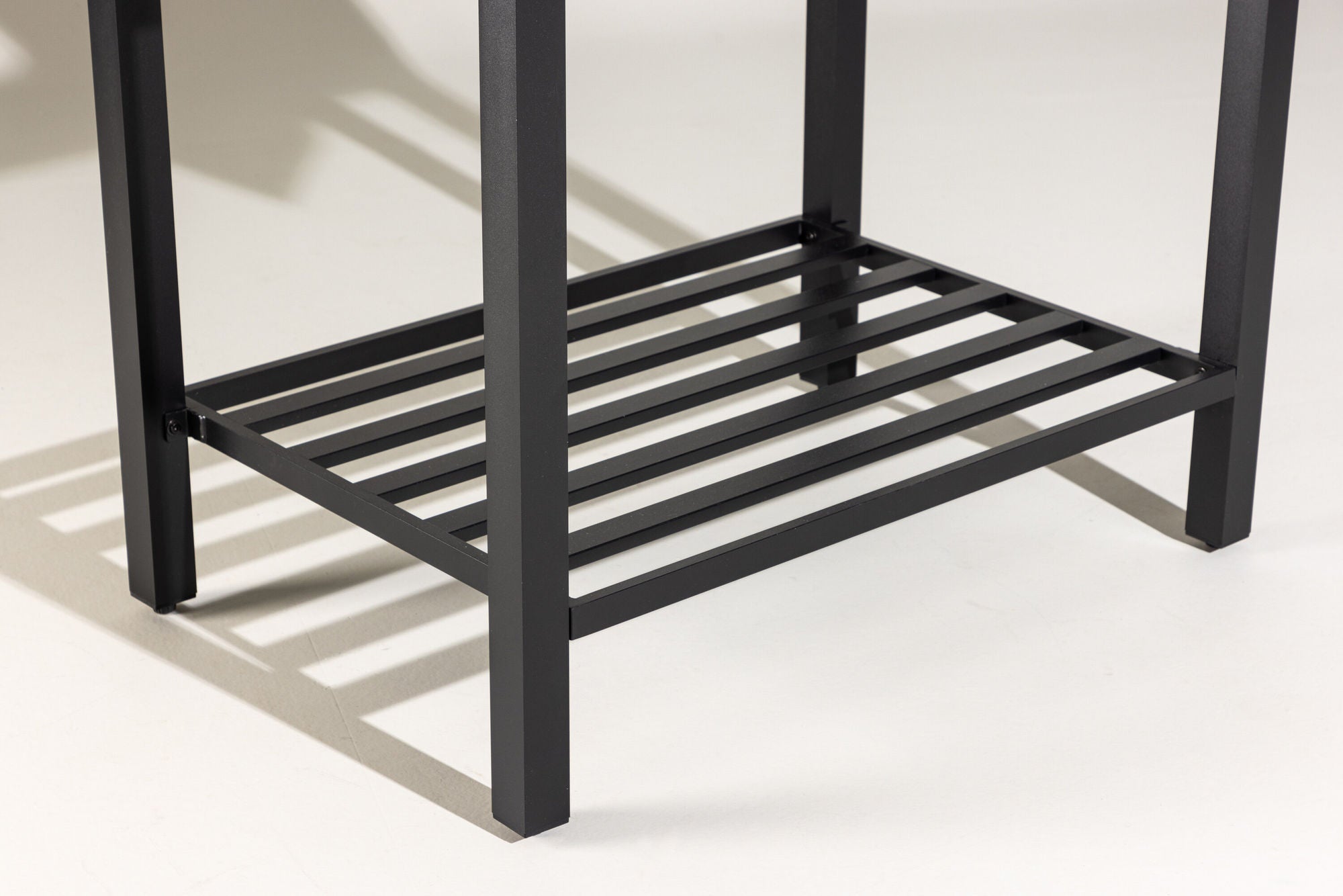 Venture Home Alicante garden kitchen bord with hole black/fiber concrete