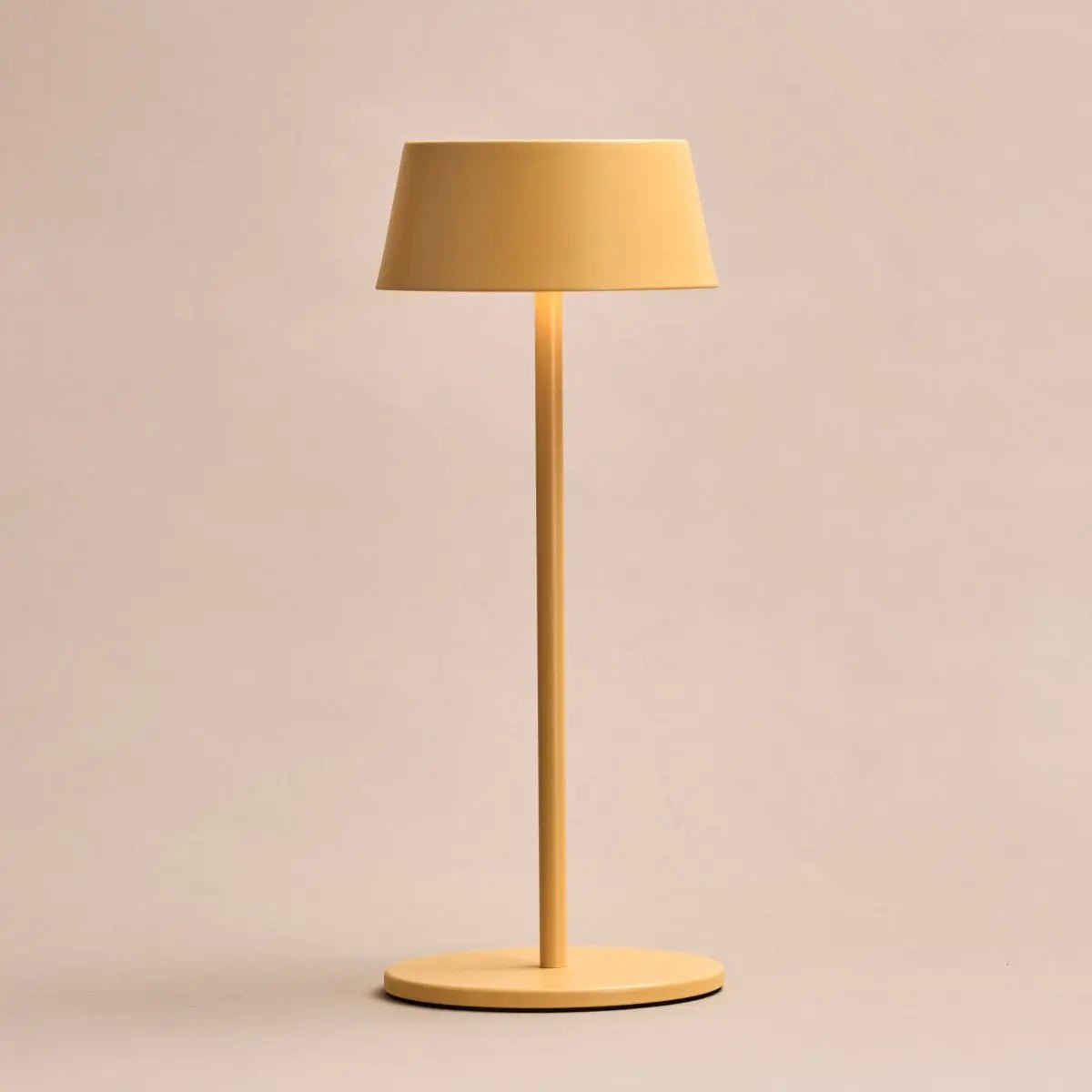 Hugo Amber Gul Genopladelig Bordlampe