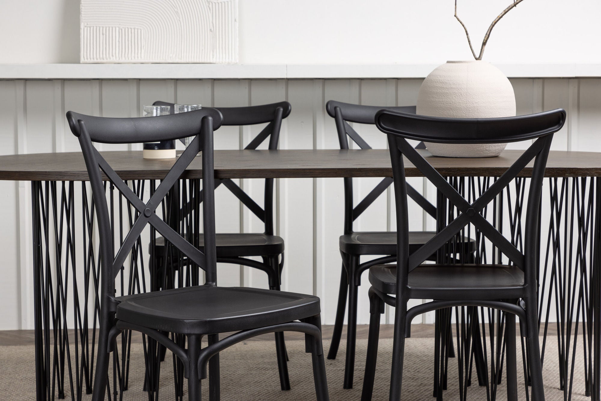 Venture Home Stone oval spisebord - Black / Mocca Veneer +Crosett Spisebordsstol - Matte Black / Matte Black Plastic _4