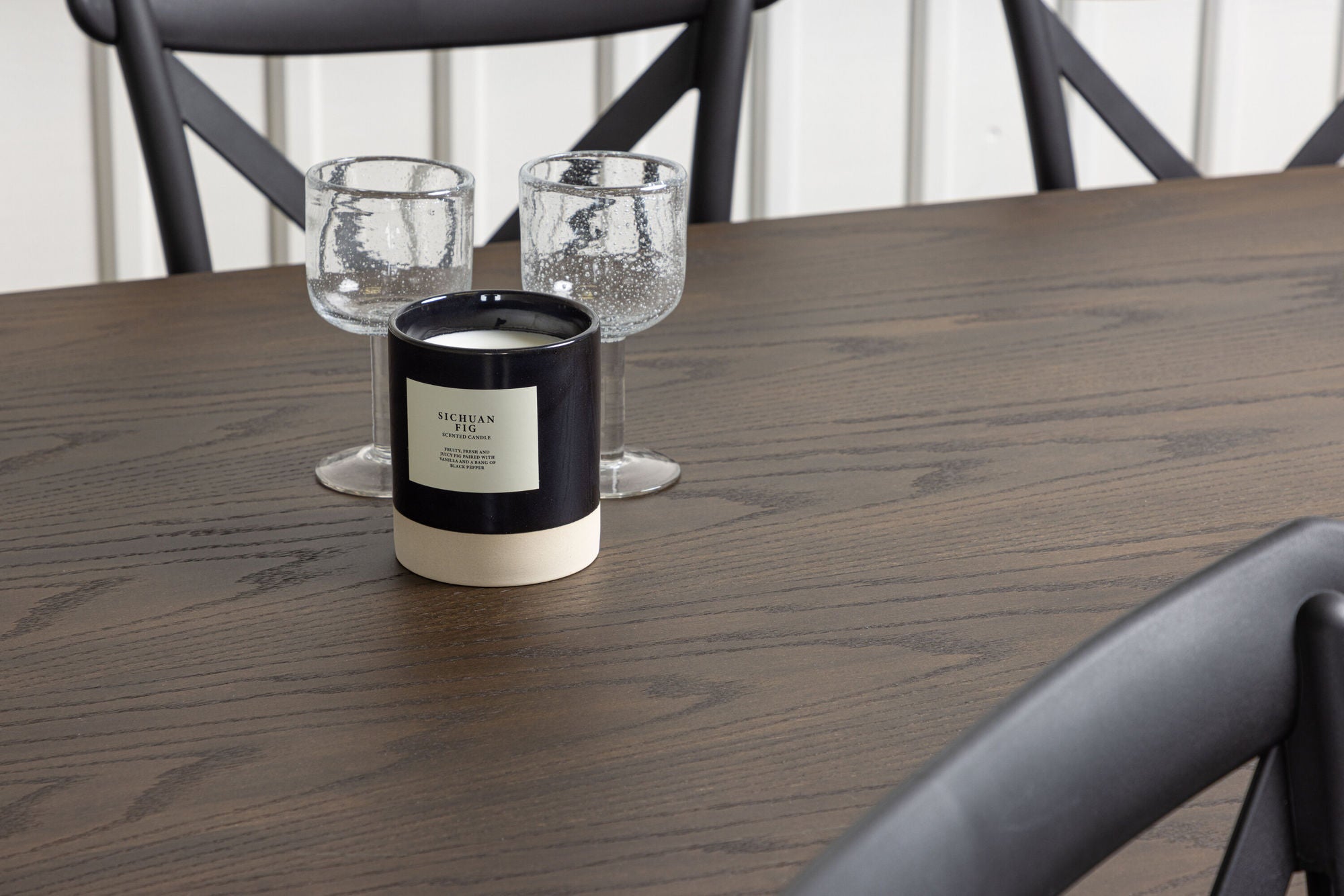 Venture Home Stone oval spisebord - Black / Mocca Veneer +Crosett Spisebordsstol - Matte Black / Matte Black Plastic _4
