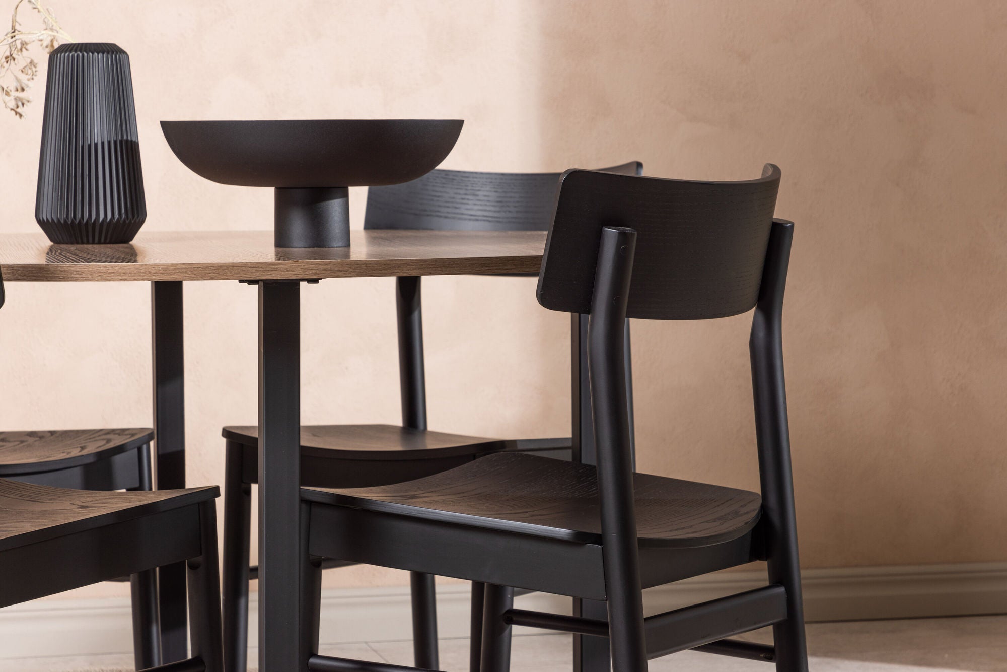 Venture Home Durango spisebord - Black / Walnut MDF +Montros Spisebordsstol - Natural / Natural Rubberwood _4
