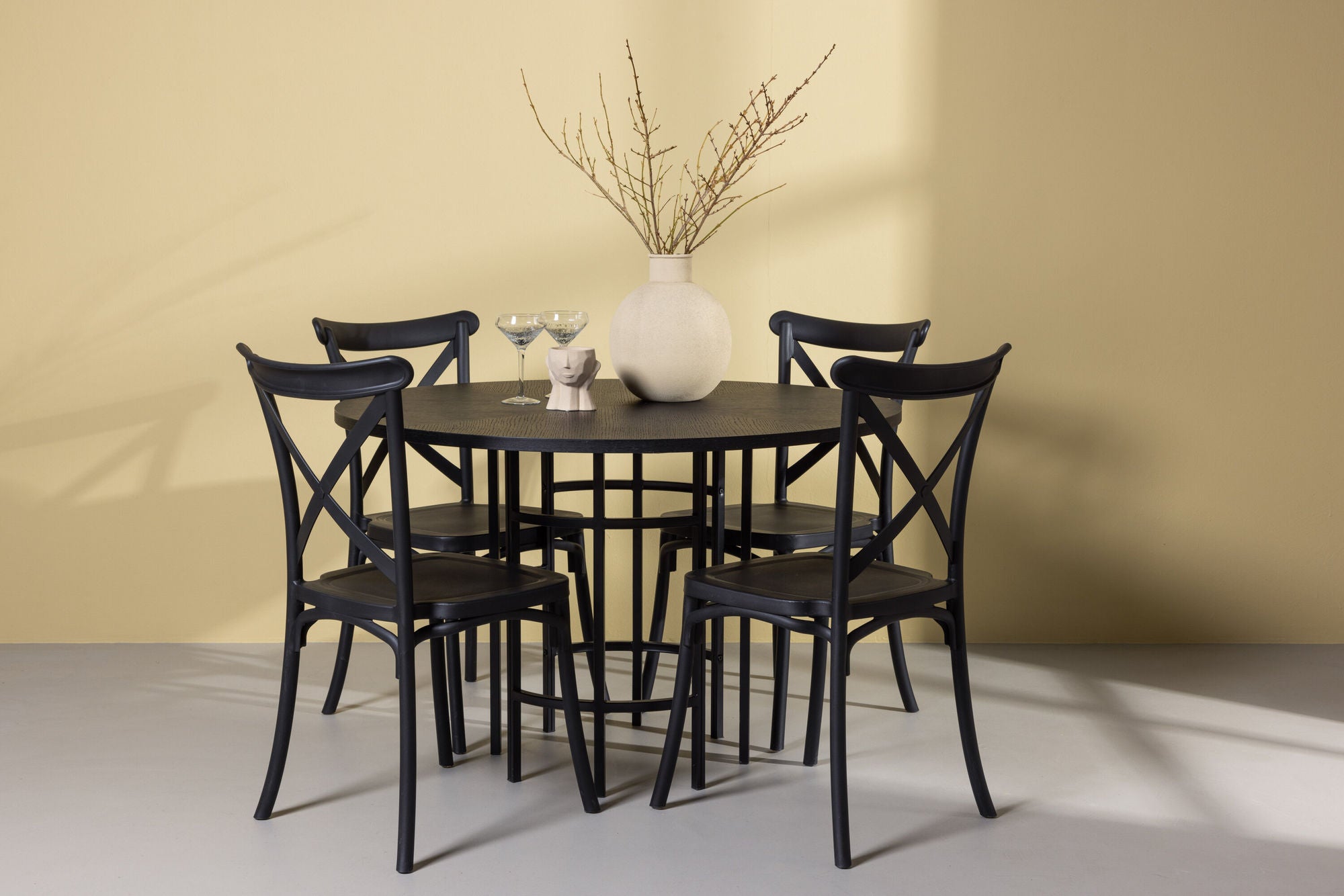 Venture Home Copenhagen spisebord - Black / Black Veneer +Crosett Spisebordsstol - Matte Black / Matte Black Plastic _4