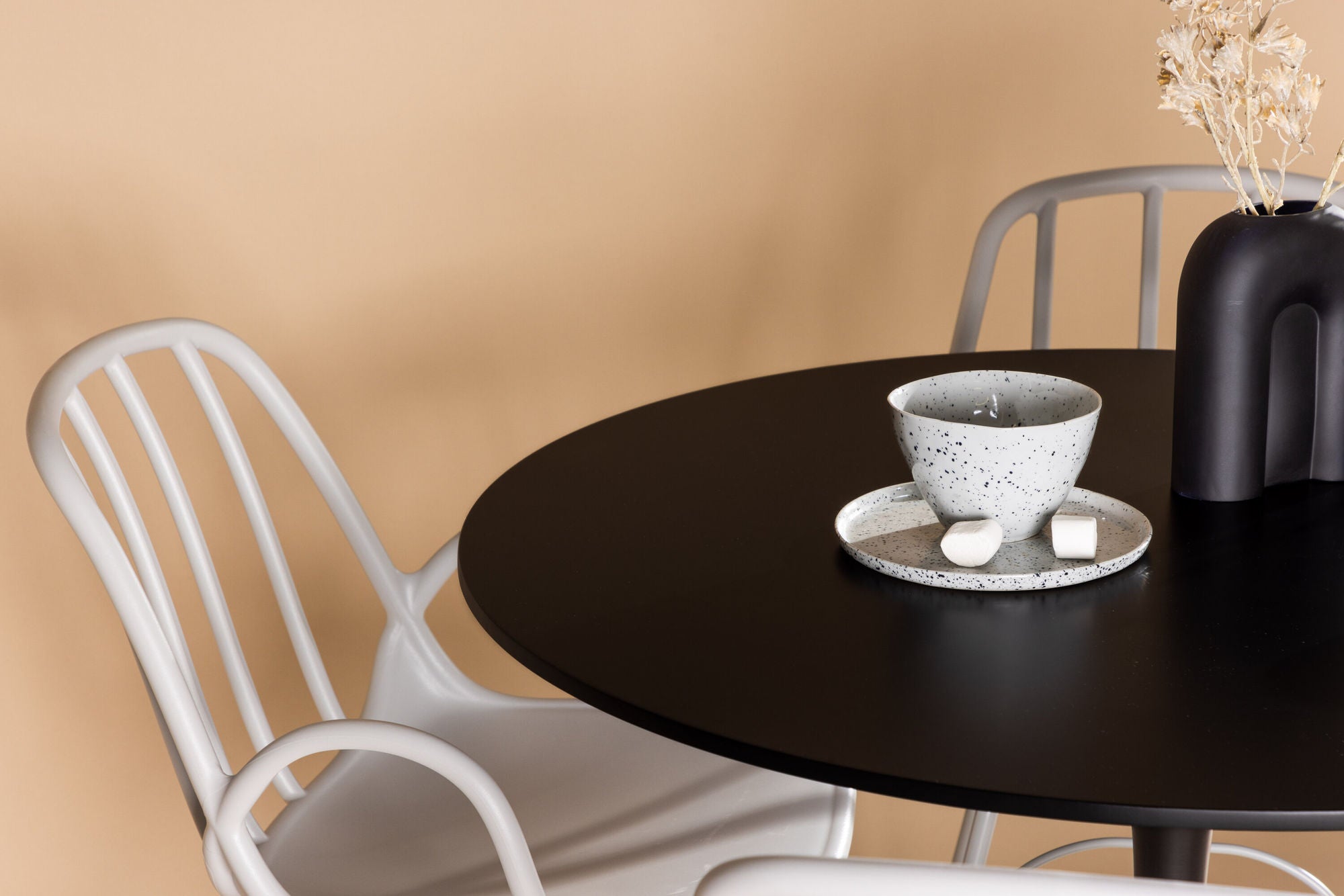Venture Home Glade spisebord - Black / Black MDF +Dyrön Spisebordsstol - Greige Polypropylene _4