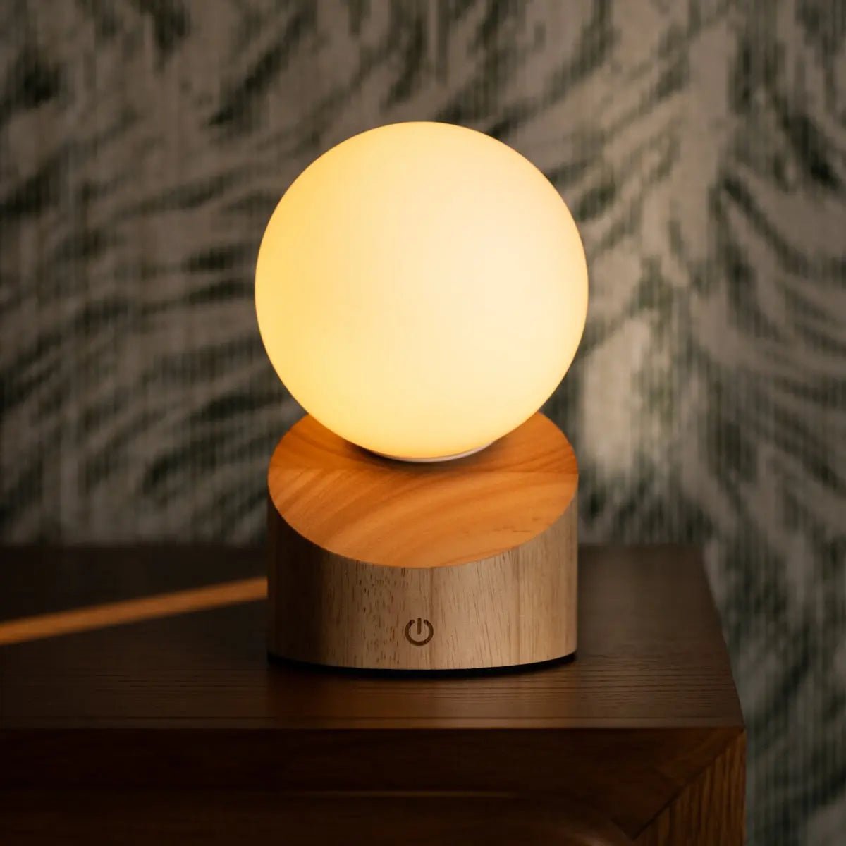 Morris lysebrun genopladelig bordlampe
