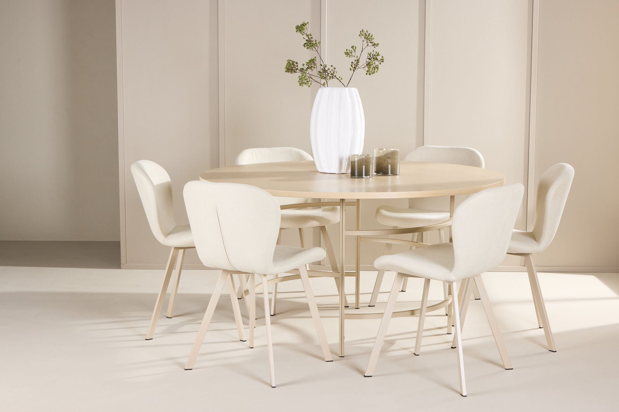 Venture Home Copenhagen bord - Whitewash/Beige with 6 Lilja stol - Beige
