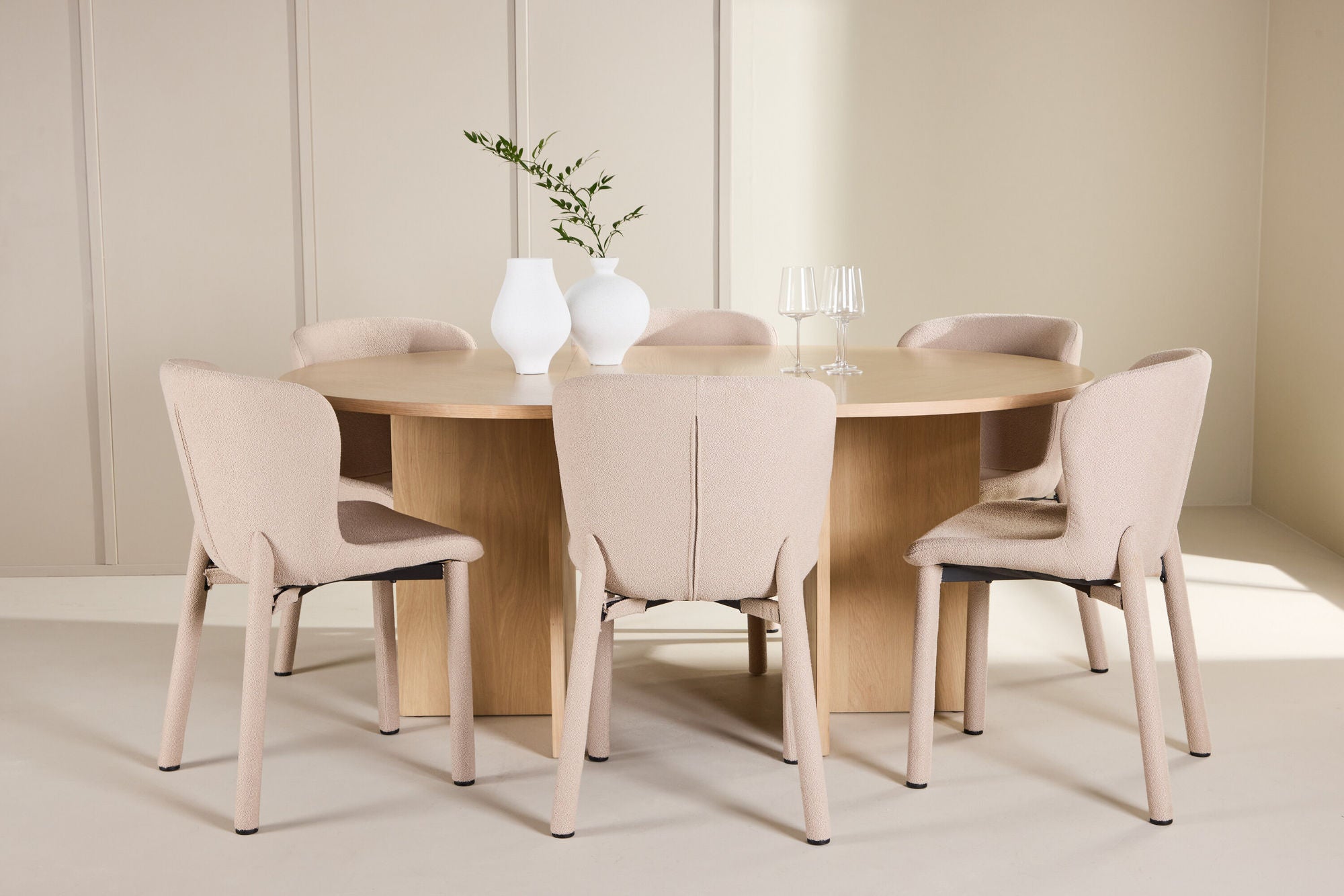 Venture Home Strada bord - Whitewash with 6 Astoria stol - Beige