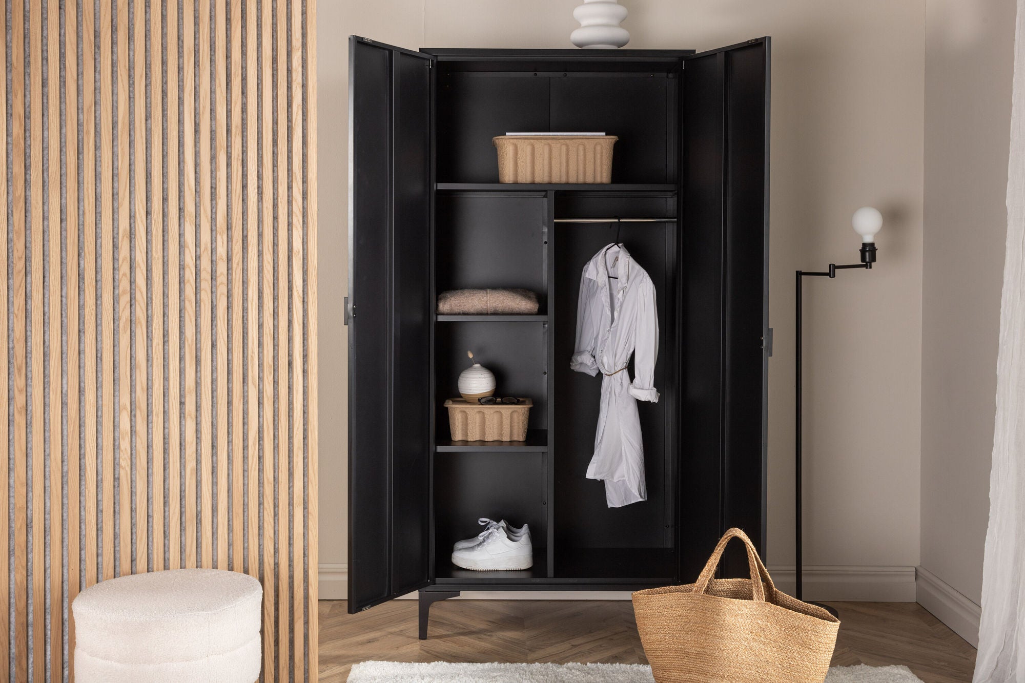 Venture Home Piring Wardrobe - Black / Black - Ersätter 15622-208