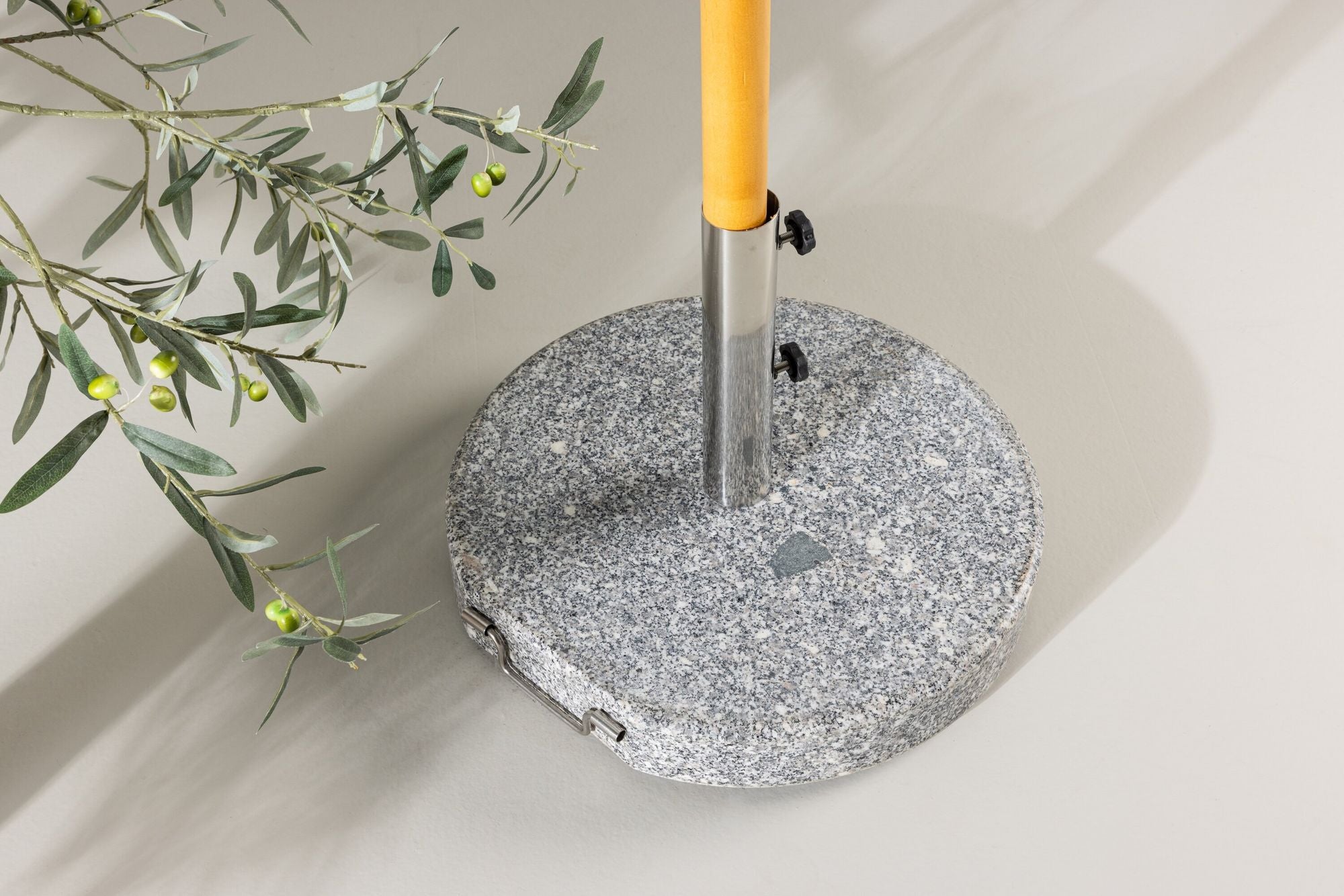Venture Home Stathera - Umbrella stone - Rough stone