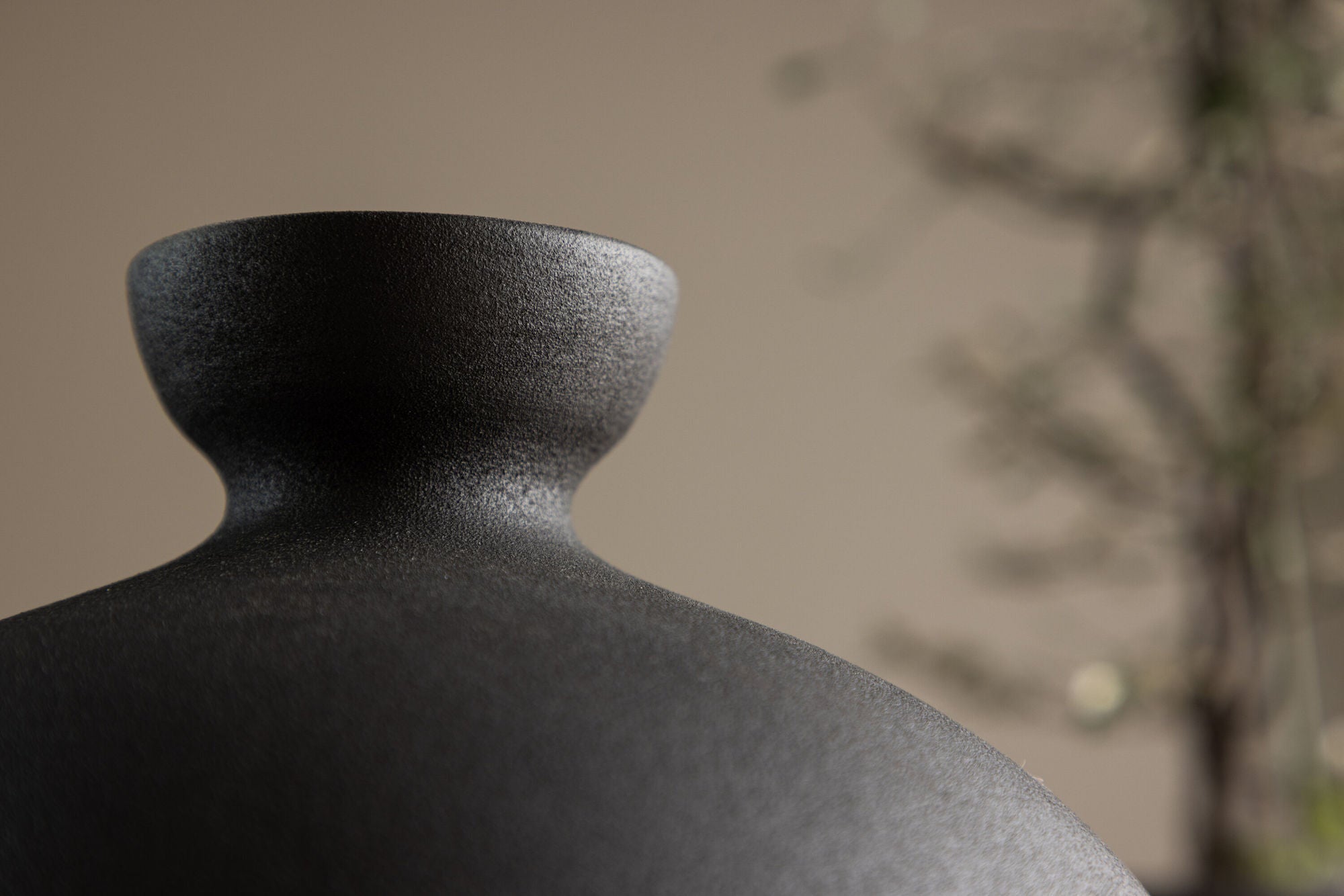 Venture Home Rellis Vase - Black - D6*H24*B20cm