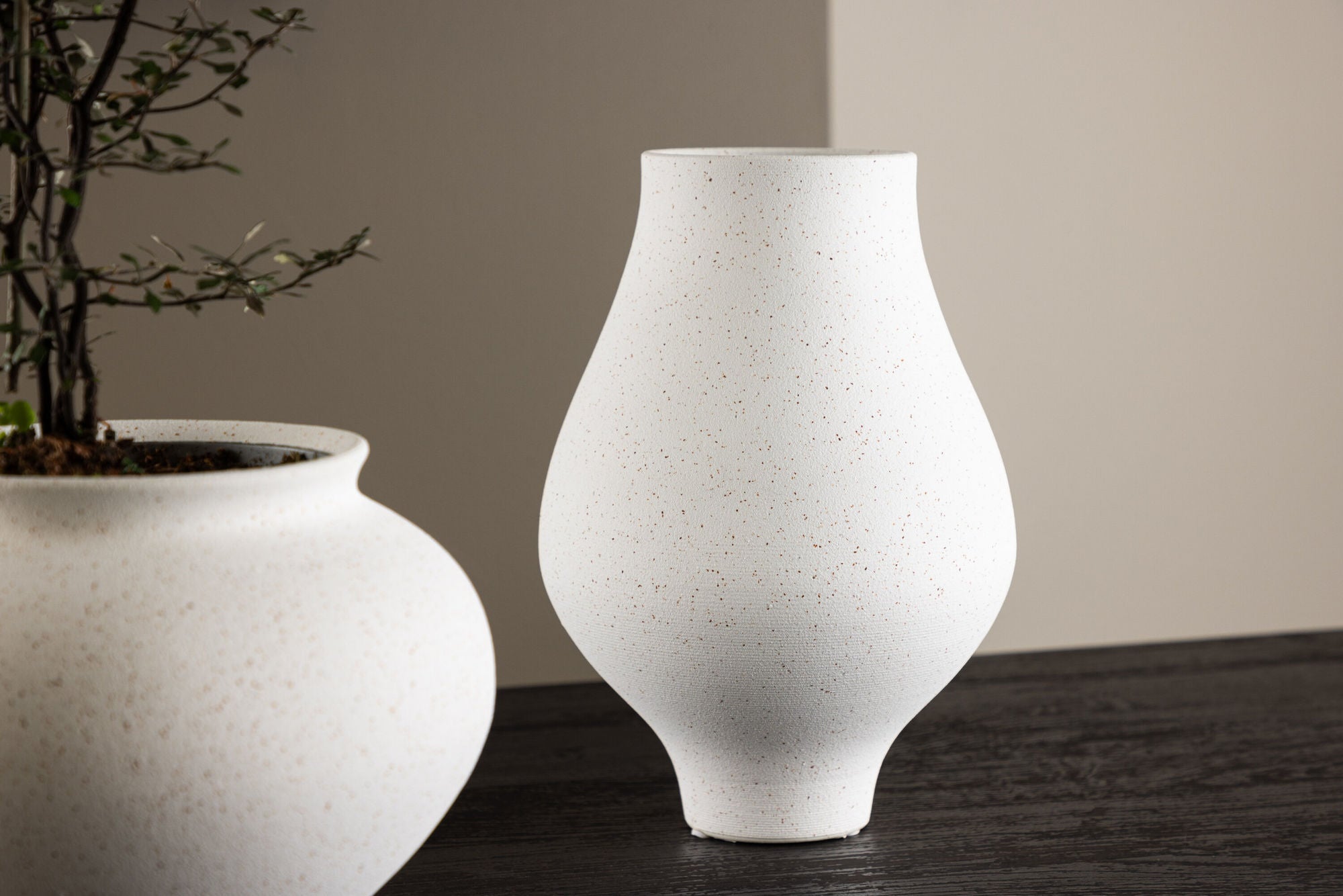 Venture Home Rellis Vase - White/Black Dots - D10*H24*B14cm