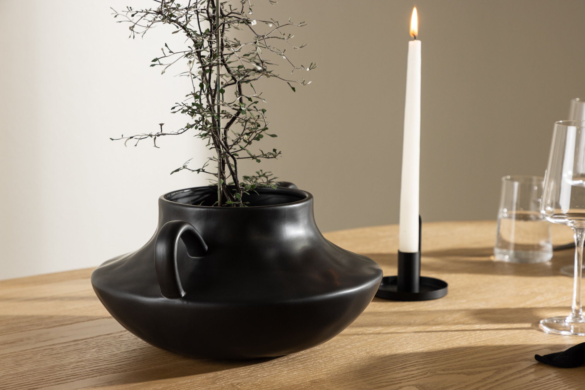 Venture Home Holda Pot -  Matte black -  31*29*15Hcm