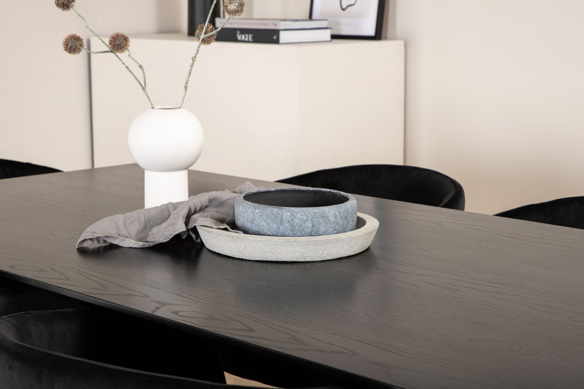 Venture Home Piazza spisebord - Black / Black Veneer+Berit stol - Black / Black Velvet_6