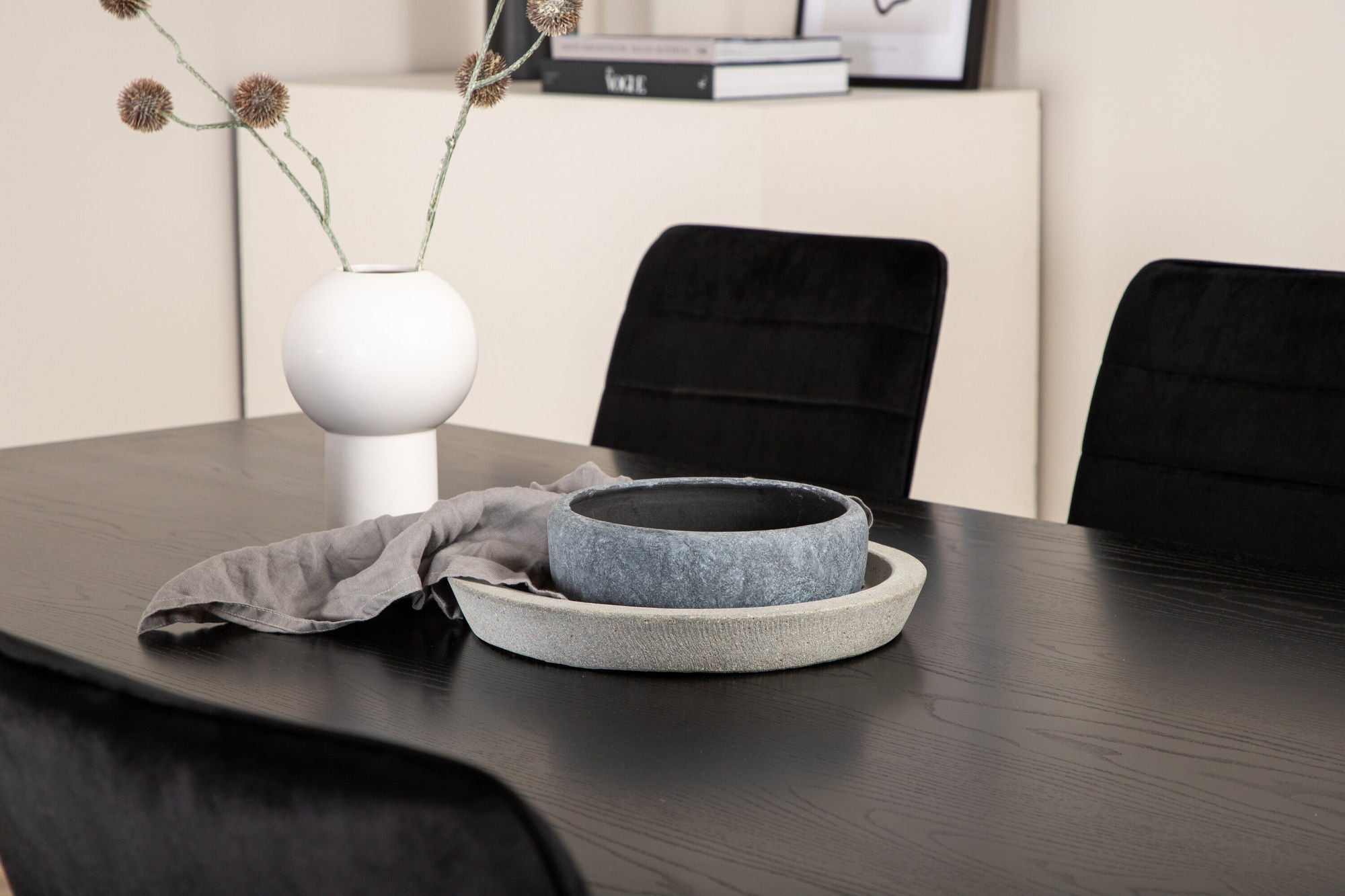 Venture Home Piazza spisebord - Black / Black Veneer+Windu Lyx stol - Black / Black Velvet_6