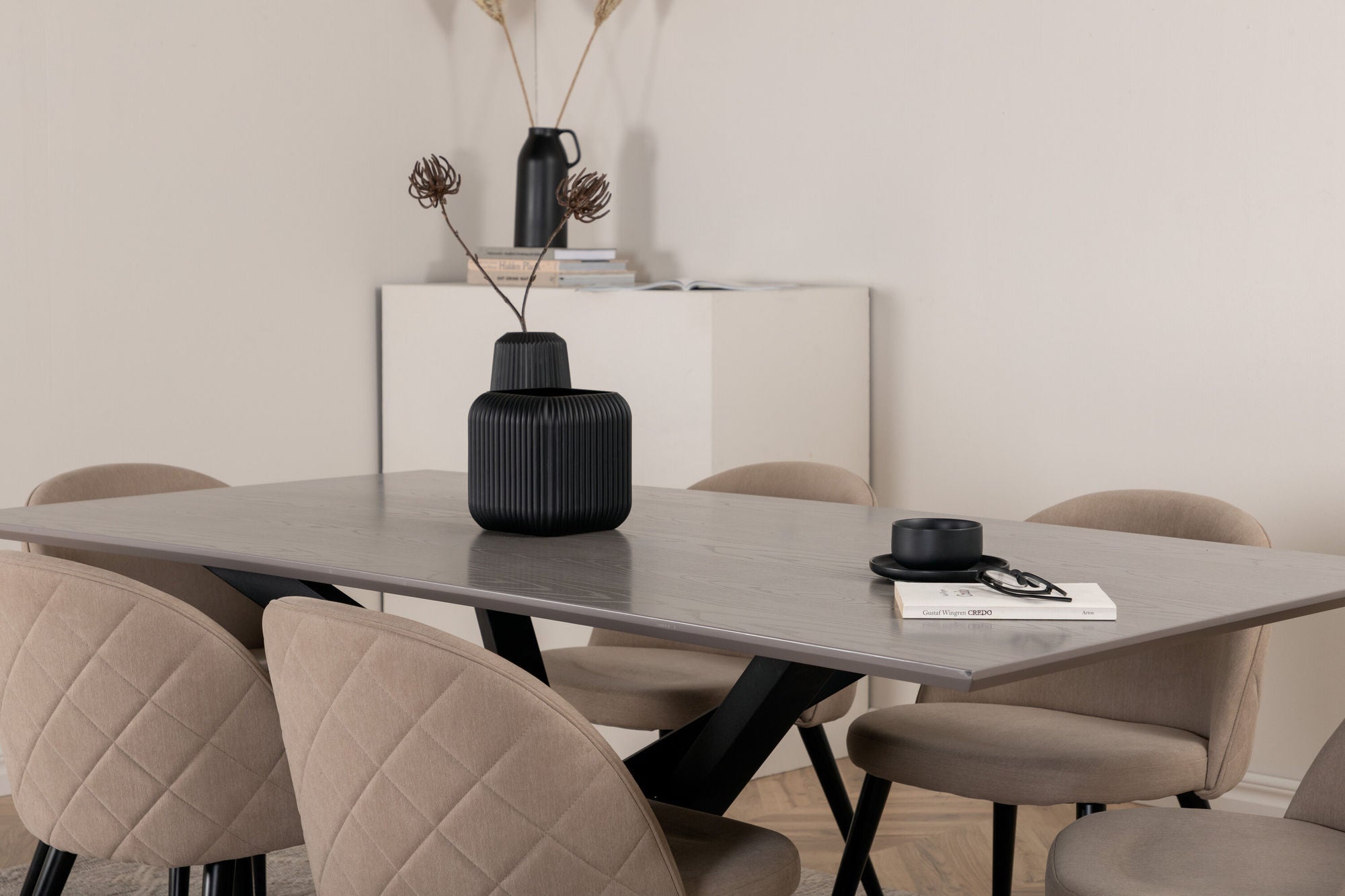 Venture Home Piazza spisebord - Black / Grey Veneer+Velvet Stitches stol - Black / Beige Fabric (Polyester linen )_6
