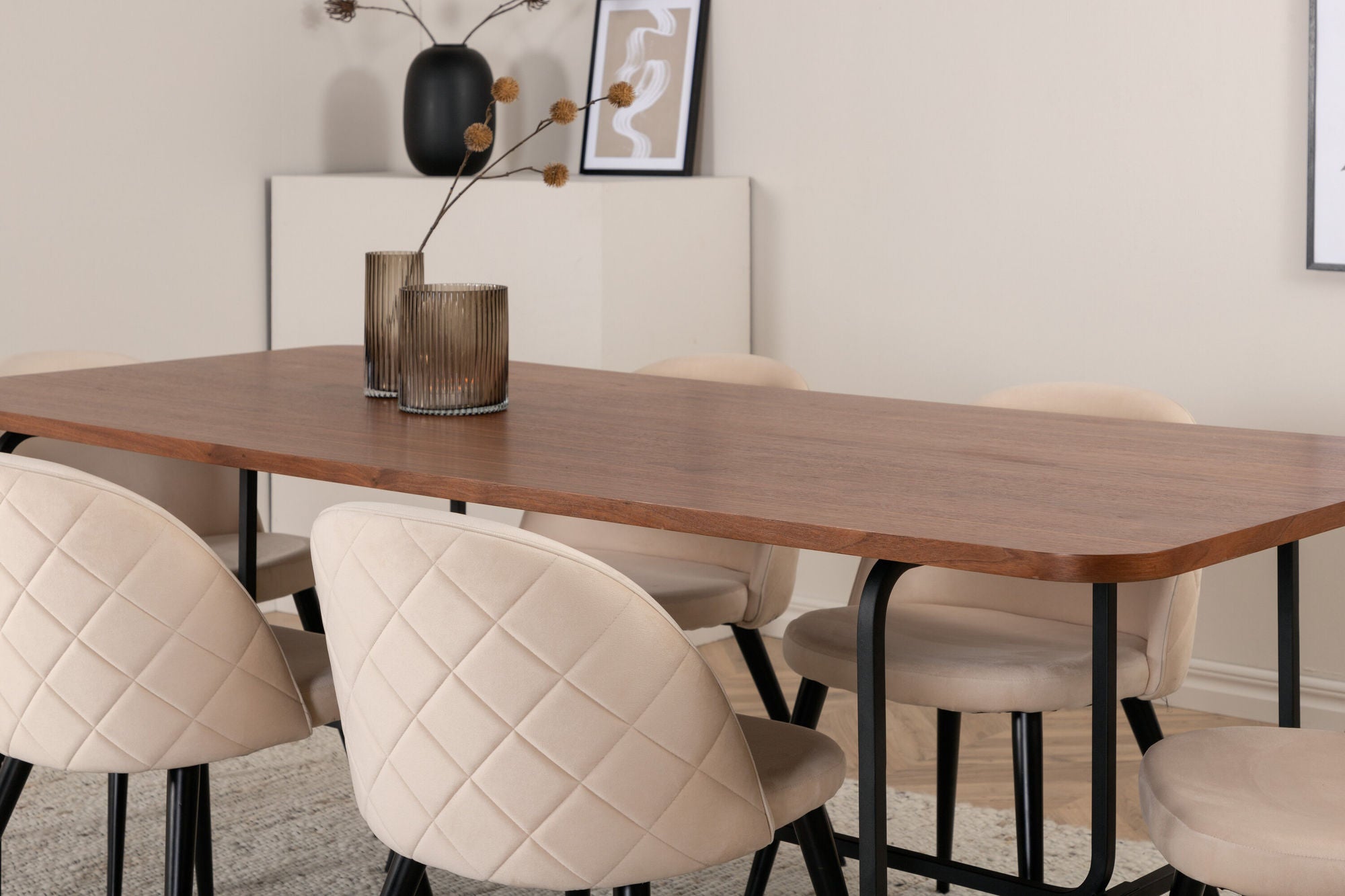 Venture Home Uno spisebord - Black / Walnut Veneer+Velvet Stitches stol - Black / Beige Velvet_6