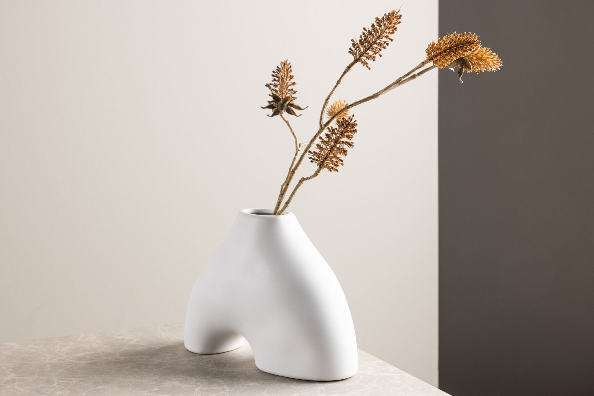Venture Home Kento Vase - White - 21*8*15Hcm