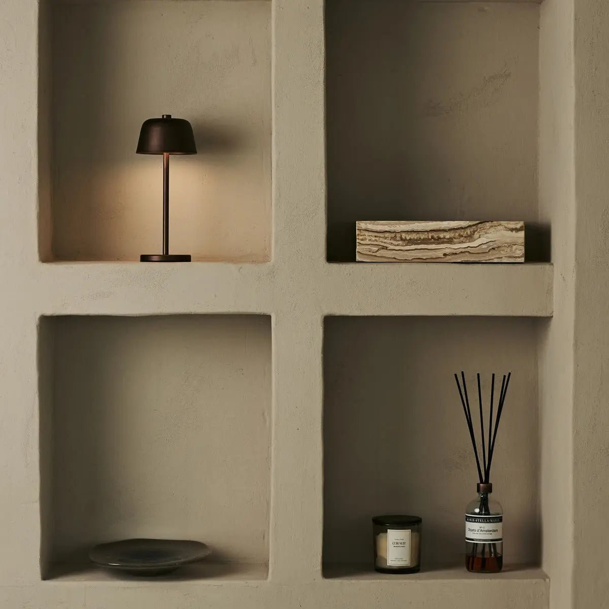 Anton Espresso Brun genopladelig bordlampe
